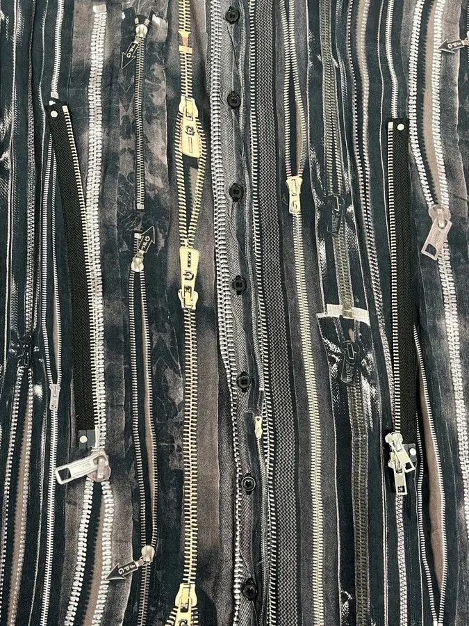 Jean Paul Gaultier 2000s Jean Paul Gaultier Zippers Print Long Shirt Size US S / EU 44-46 / 1 - 10 Thumbnail