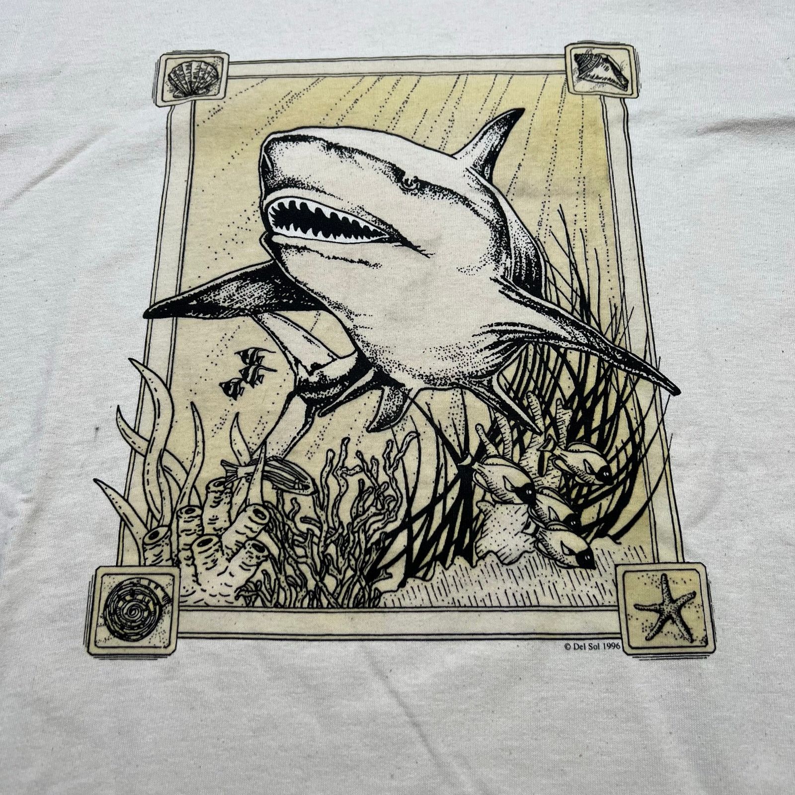 Vintage Vintage 90s Print Shark Del Sol 1996 T Shirt Jaws Men Sz XL Size US XL / EU 56 / 4 - 2 Thumbnail