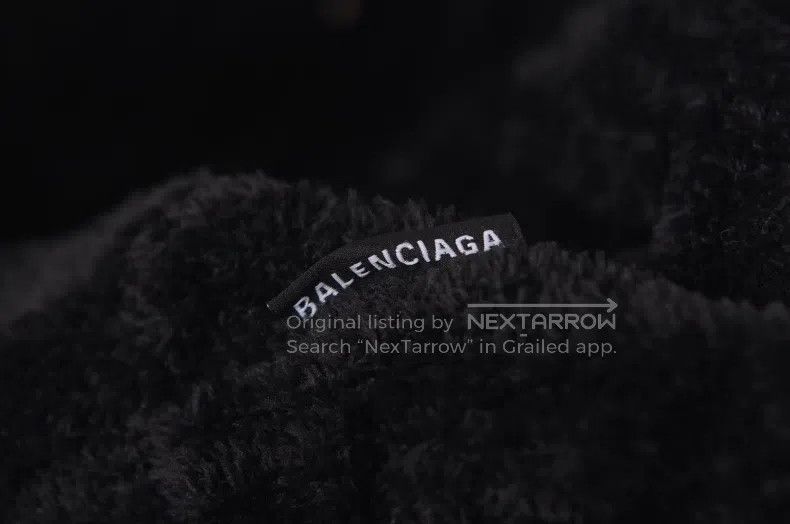 Balenciaga Balenciaga Top Size US S / EU 44-46 / 1 - 6 Thumbnail