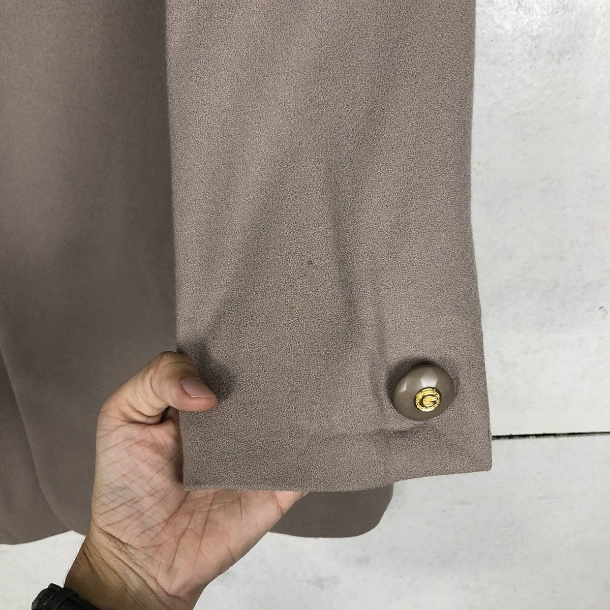 Givenchy 📌LIFE GIVENCHY ONE BUTTON COATS GOLD Size M / US 6-8 / IT 42-44 - 16 Thumbnail