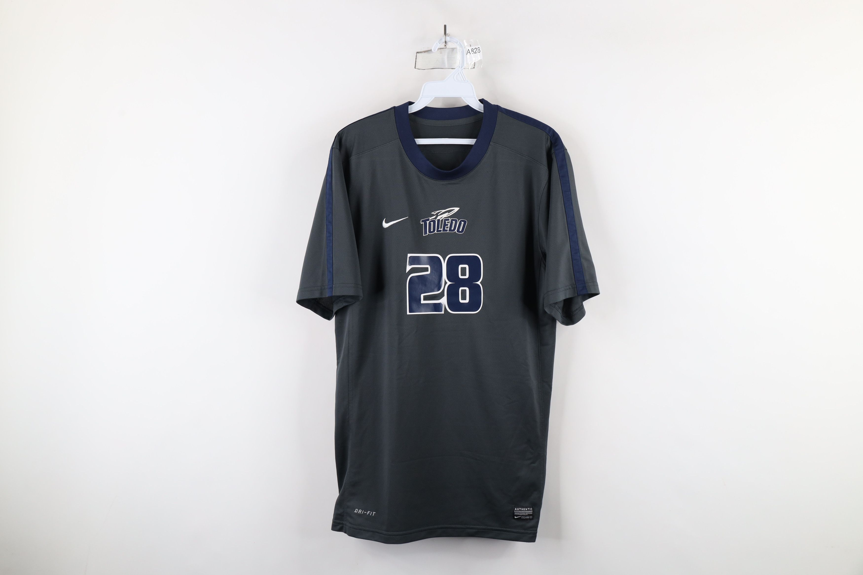Nike × Vintage Nike Game Worn University of Toledo Soccer Jersey Gray #28 Size US S / EU 44-46 / 1 - 1 Thumbnail
