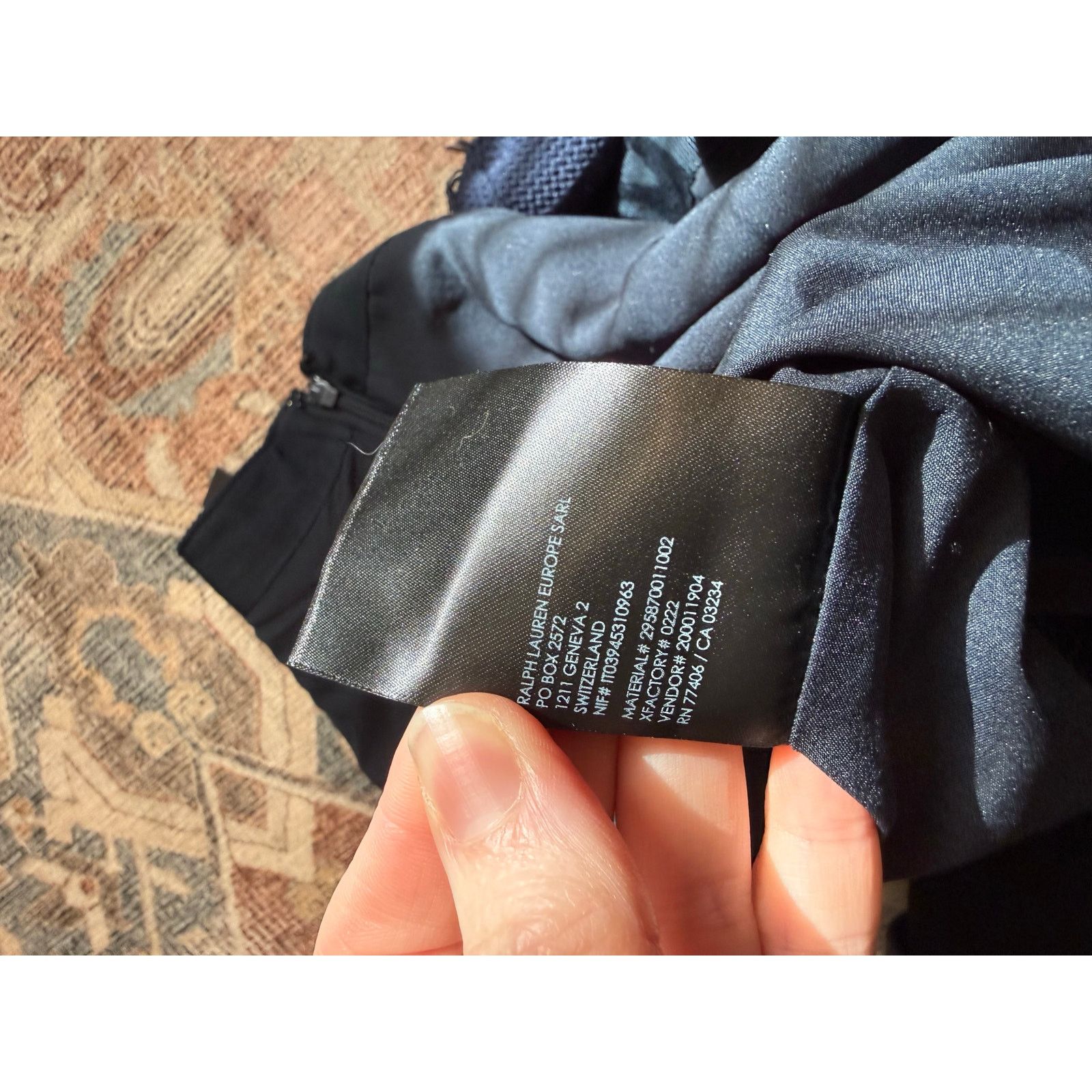Club Monaco Club Monaco NWT Navy Blue Button Mini Skirt Sz 8, MP $150 Size 30" / US 8 / IT 44 - 8 Thumbnail