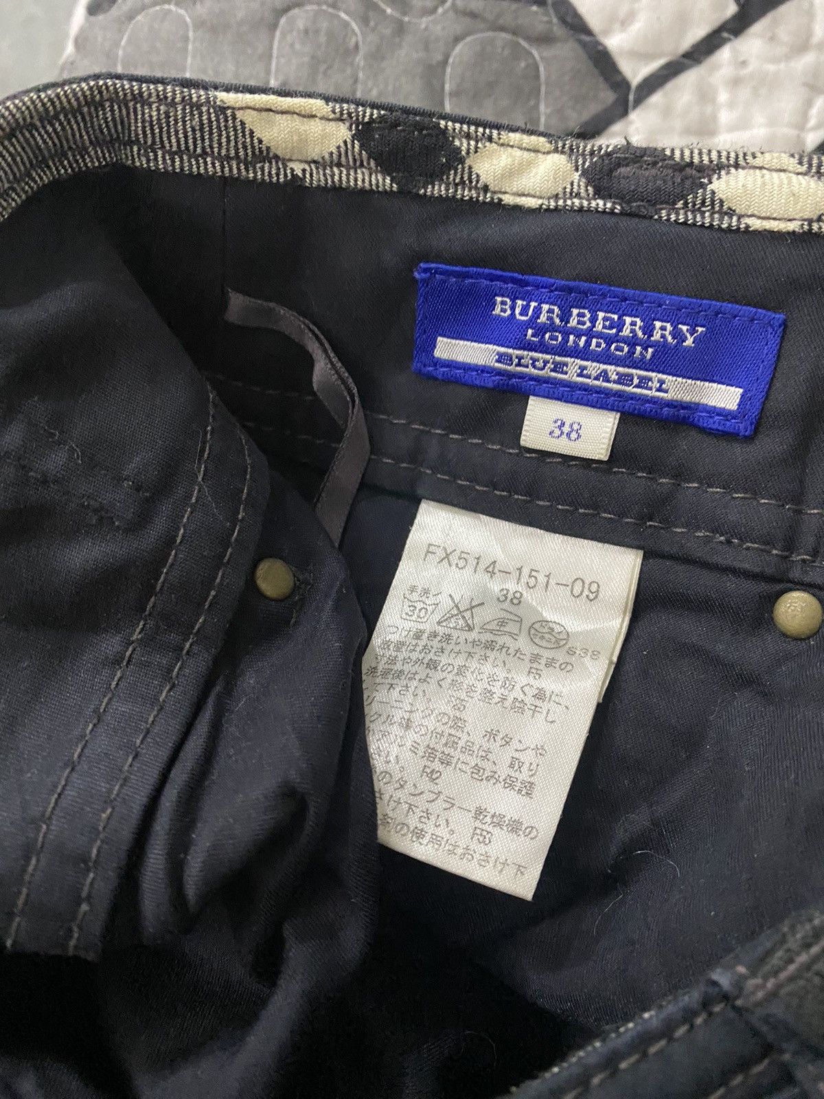 Burberry BURBERRY LONDON BLUE LABEL SKIRT Size 32" / US 10 / IT 46 - 11 Thumbnail