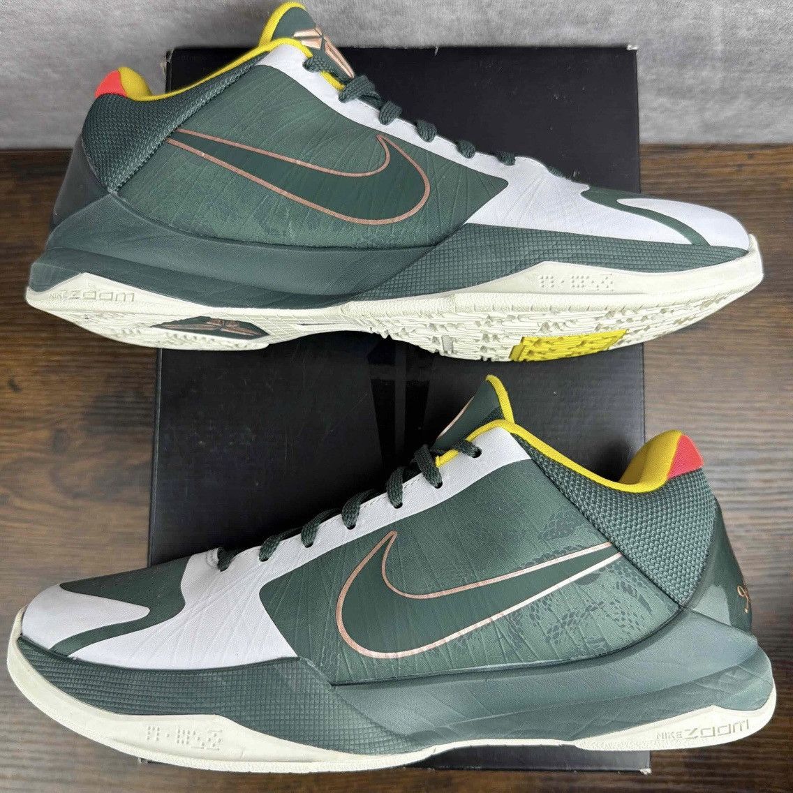 Nike Nike Zoom Kobe 5 Protro EYBL Girls 2020 Size 9.5 CD4991-300 Size US 9.5 / EU 42-43 - 2 Thumbnail