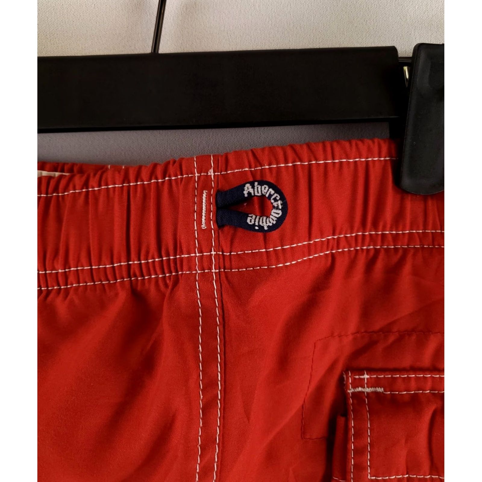 Abercrombie & Fitch Abercrombie & Fitch Swim Trunks Board Shorts Cargo Red Drawstrings Mens 36 Red Mens 36 Size US 36 / EU 52 - 6 Thumbnail