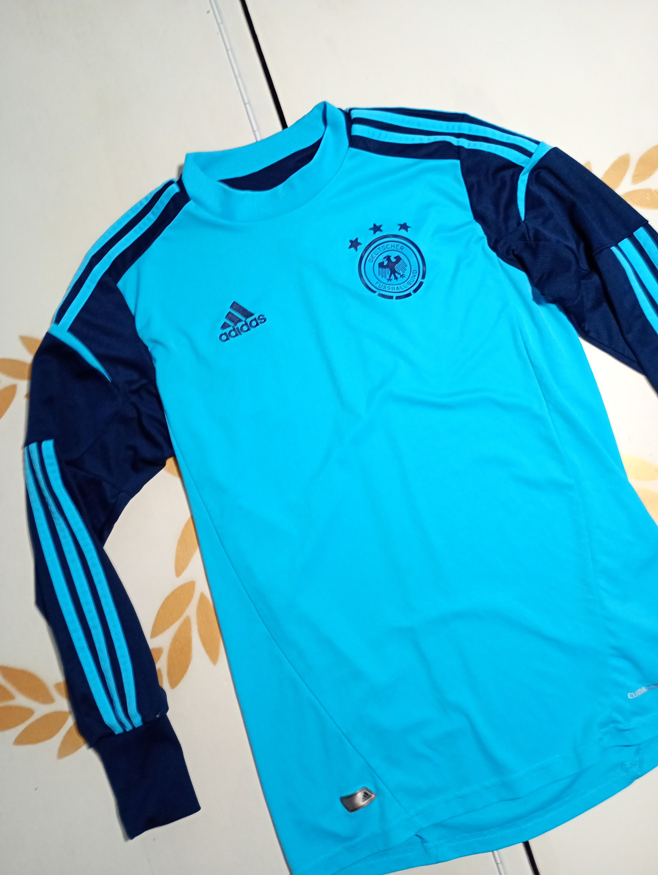 Adidas Adidas Germany Goalkeeper Jersey 2011 kids size XL Size US S / EU 44-46 / 1 - 4 Thumbnail