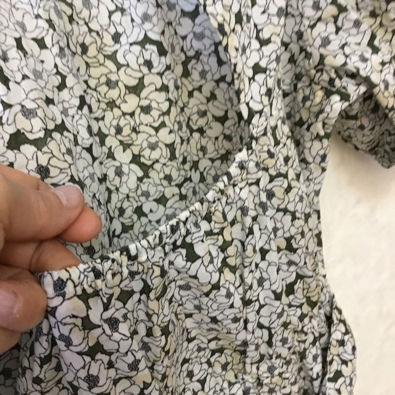 Banana Republic Banana Republic Floral Puff-Sleeve Belted Cotton Dress Size M / US 6-8 / IT 42-44 - 6 Thumbnail