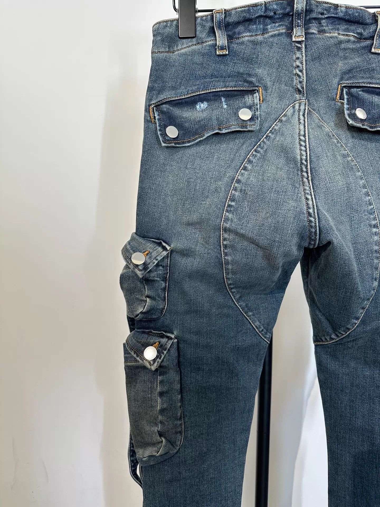 Amiri Amiri Multi-Pocket Strap Workwear Jeans W29 Size US 29 - 6 Thumbnail