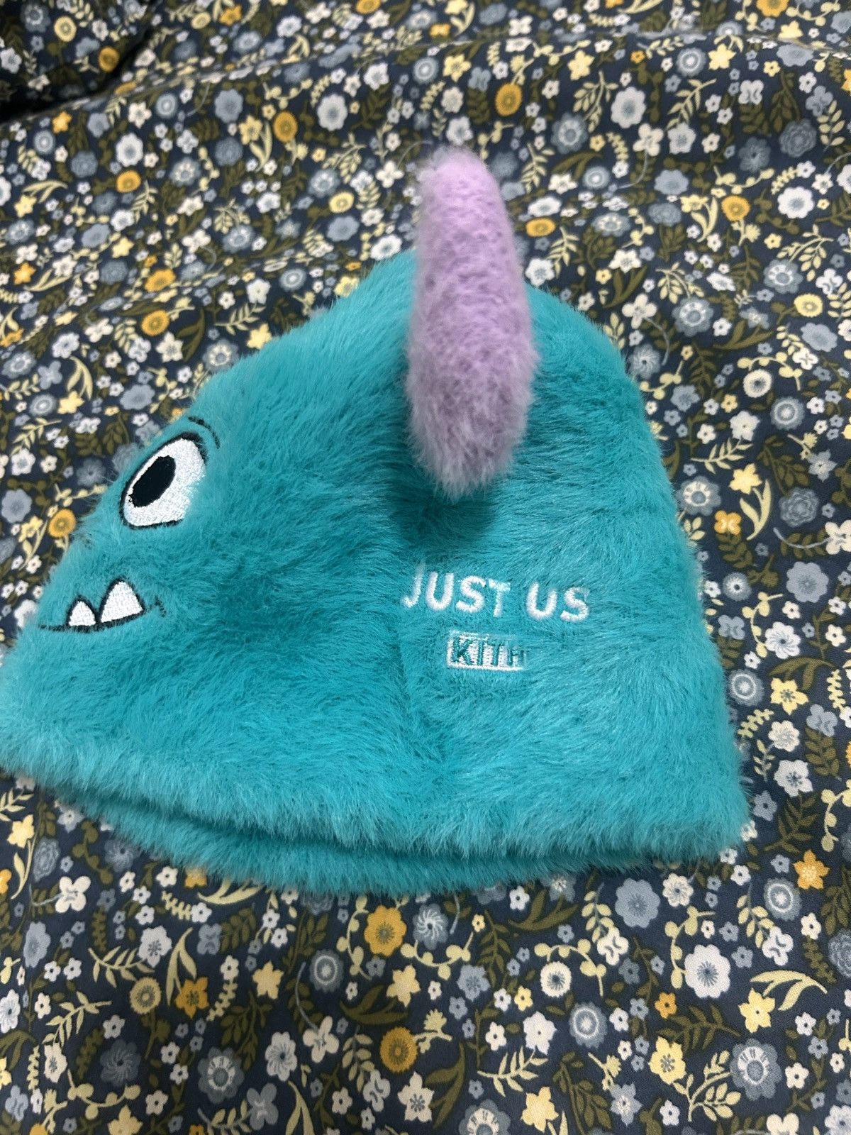 Kith Kith disney for pixar Sulley baby beanie cuffless Size ONE SIZE - 3 Thumbnail