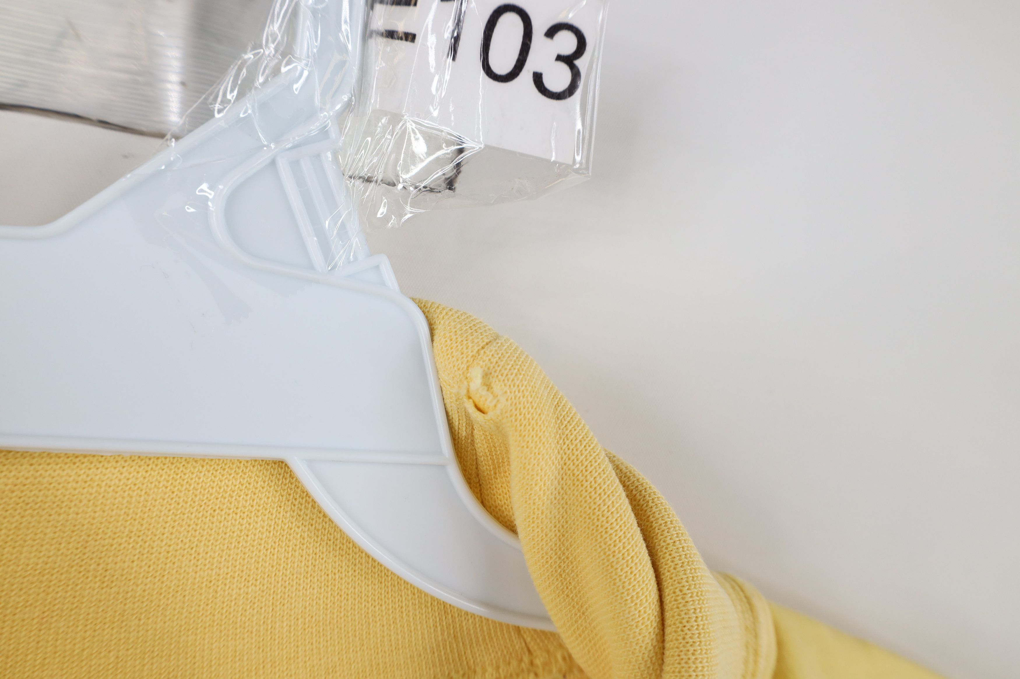 Brooks Brothers Vintage 90s Brook Brothers Turtleneck T-Shirt Yellow Cotton Size US L / EU 52-54 / 3 - 4 Thumbnail