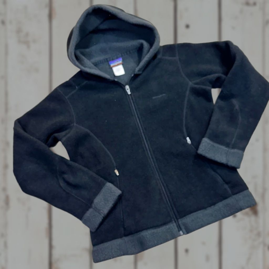 VINTAGE Patagonia Synchilla Women's Medium Full Zip Black Hoodie USA Materials Rare