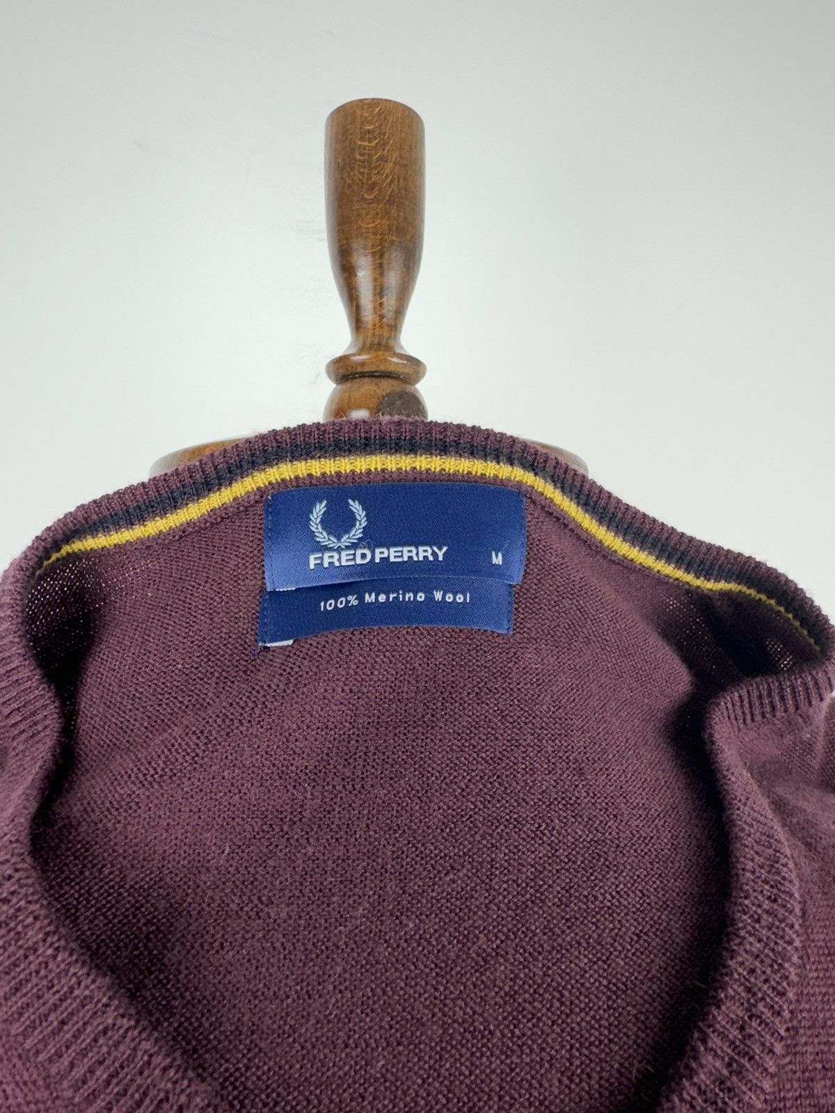 Fred Perry Men’s Fred Perry Merino Wool V-Neck Sweater size M Size US M / EU 48-50 / 2 - 4 Thumbnail