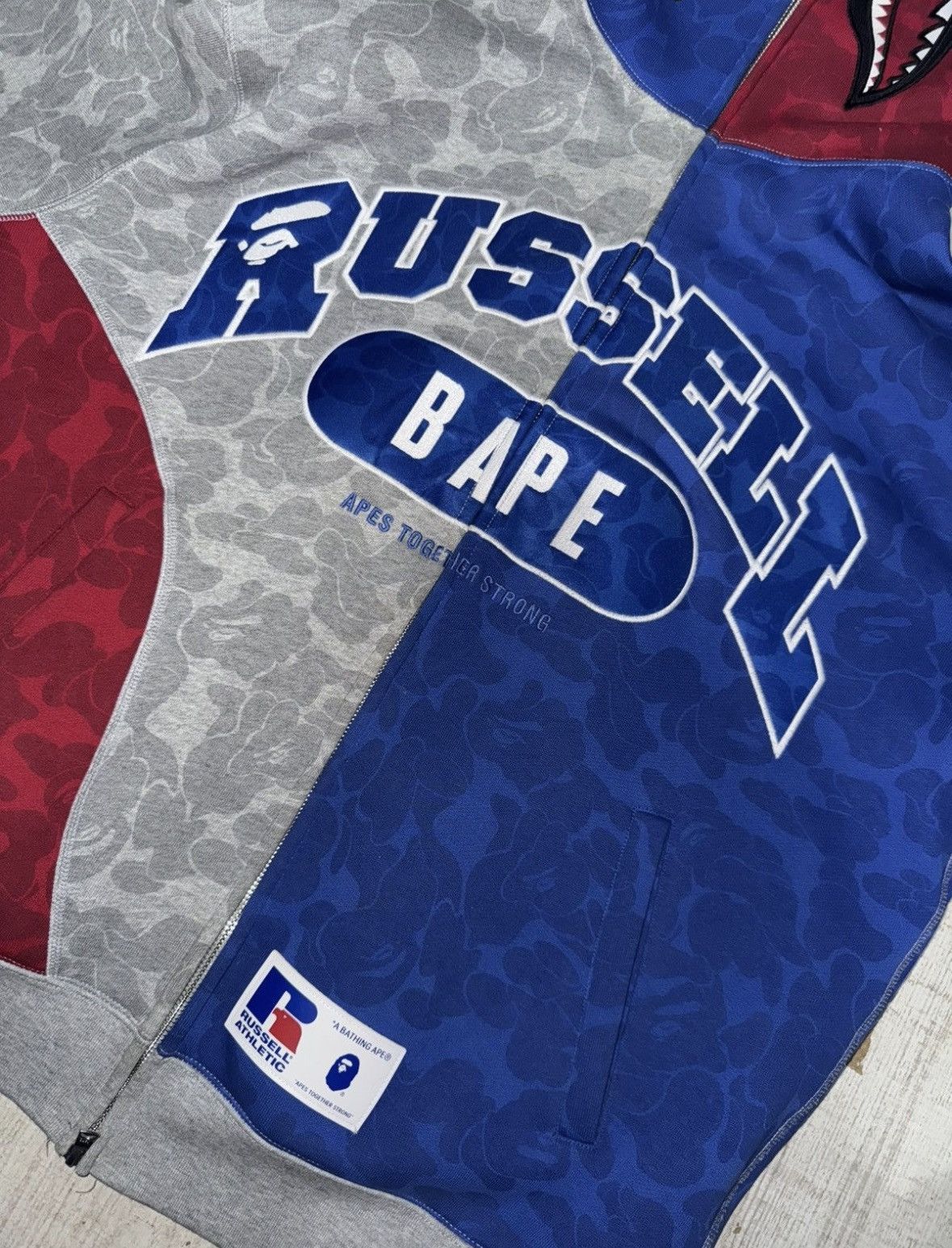 Bape × Russell Athletic bape shark fullzip Size US XL / EU 56 / 4 - 3 Thumbnail