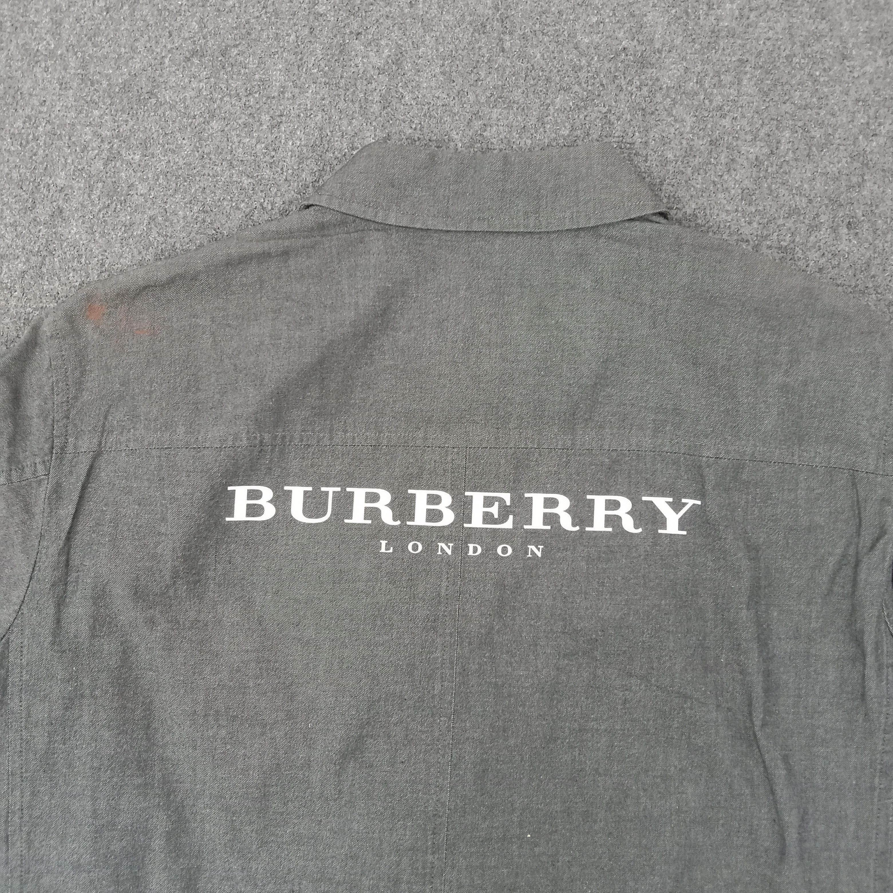Burberry × Vintage Burberry London Italian Brand Jacket C222N17 Size US L / EU 52-54 / 3 - 2 Thumbnail