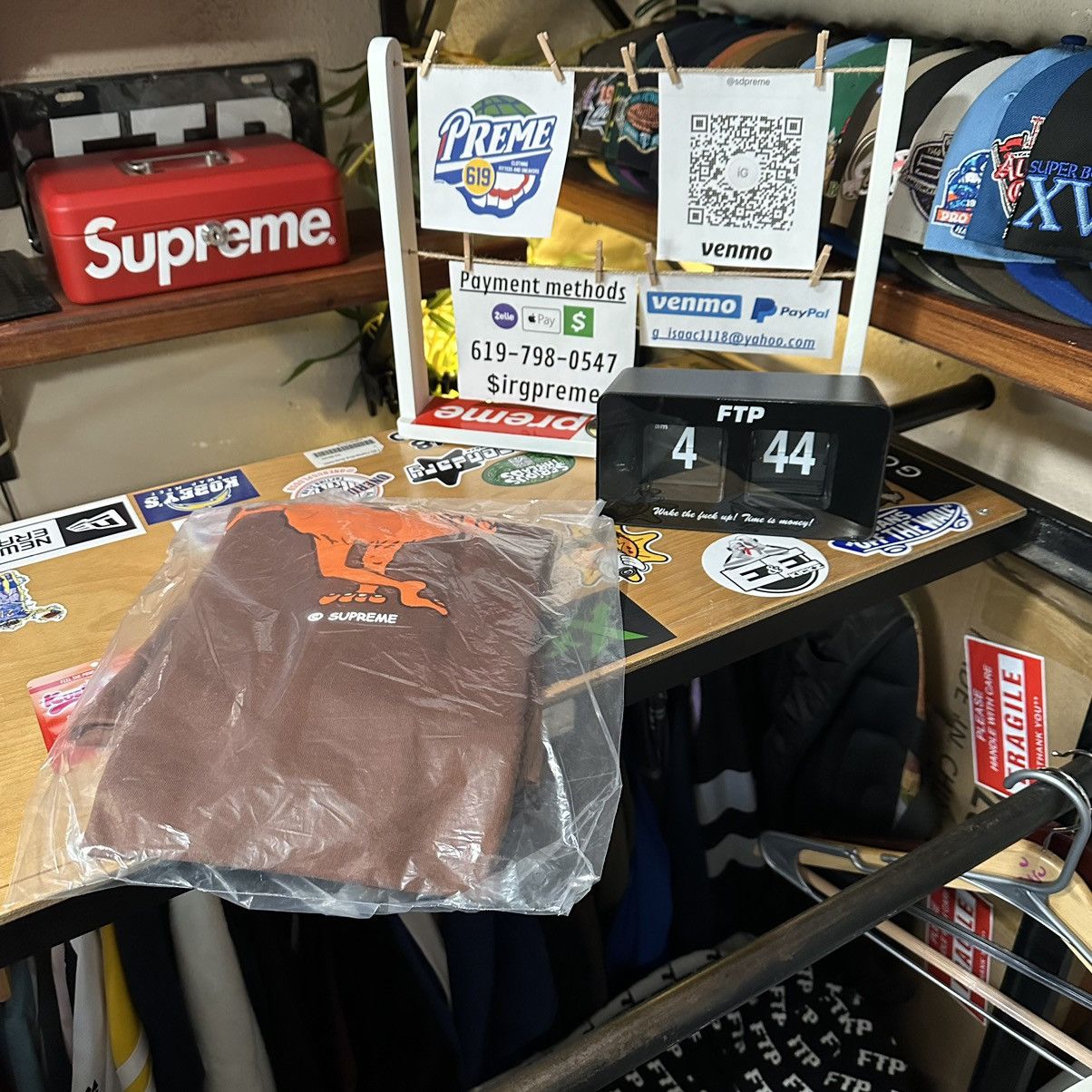 Supreme Supreme Camacho tee brown L Size US L / EU 52-54 / 3 - 2 Thumbnail