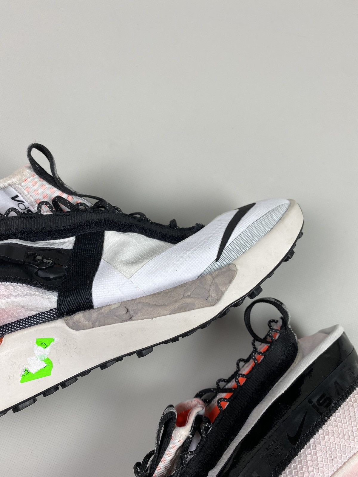 Japanese Brand Nike Ispa Drifter Gator White / Black men’s sneakers shoes Size US 9.5 / EU 42-43 - 12 Thumbnail