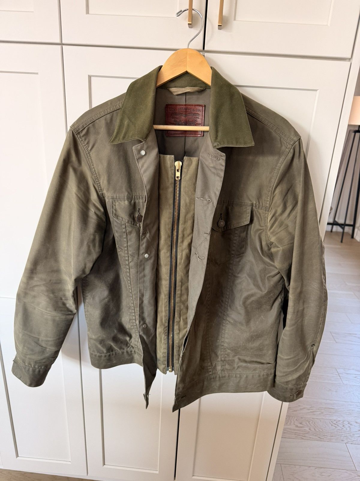 Filson × Levi's Levis x Filson hunter trucker jacket. Size US L / EU 52-54 / 3 - 3 Thumbnail