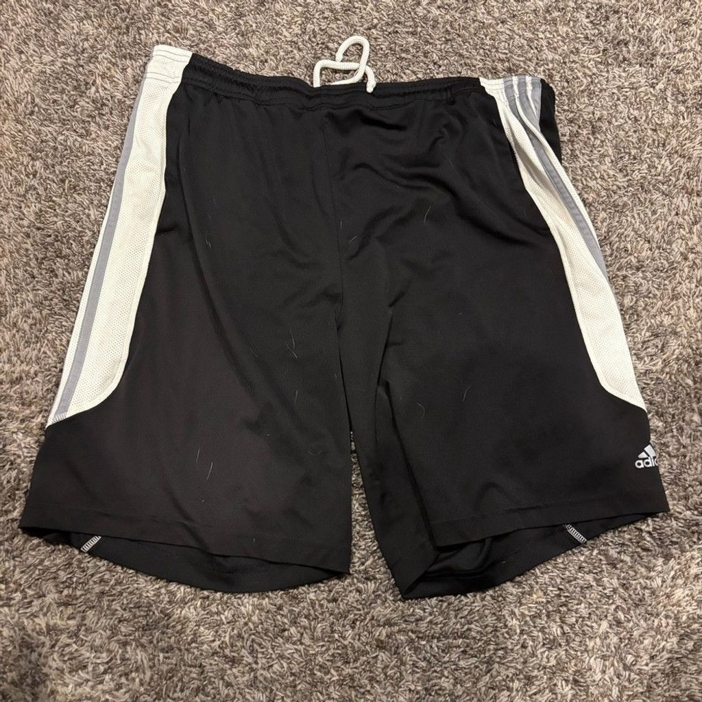 Adidas Adidas Men's Basketball Shorts Size US 36 / EU 52 - 1 Thumbnail