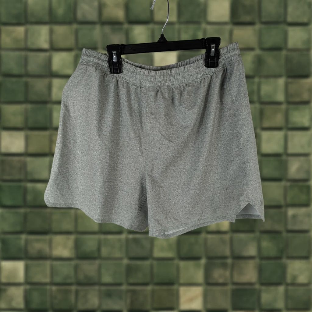 Vintage All In Motion Shorts Womens M Sage Green Built In Panty Elastic Waist Running & Jogging 30 in Waist 15" 5" Inseam NWOT Size 30" / US 8 / IT 44 - 1 Thumbnail