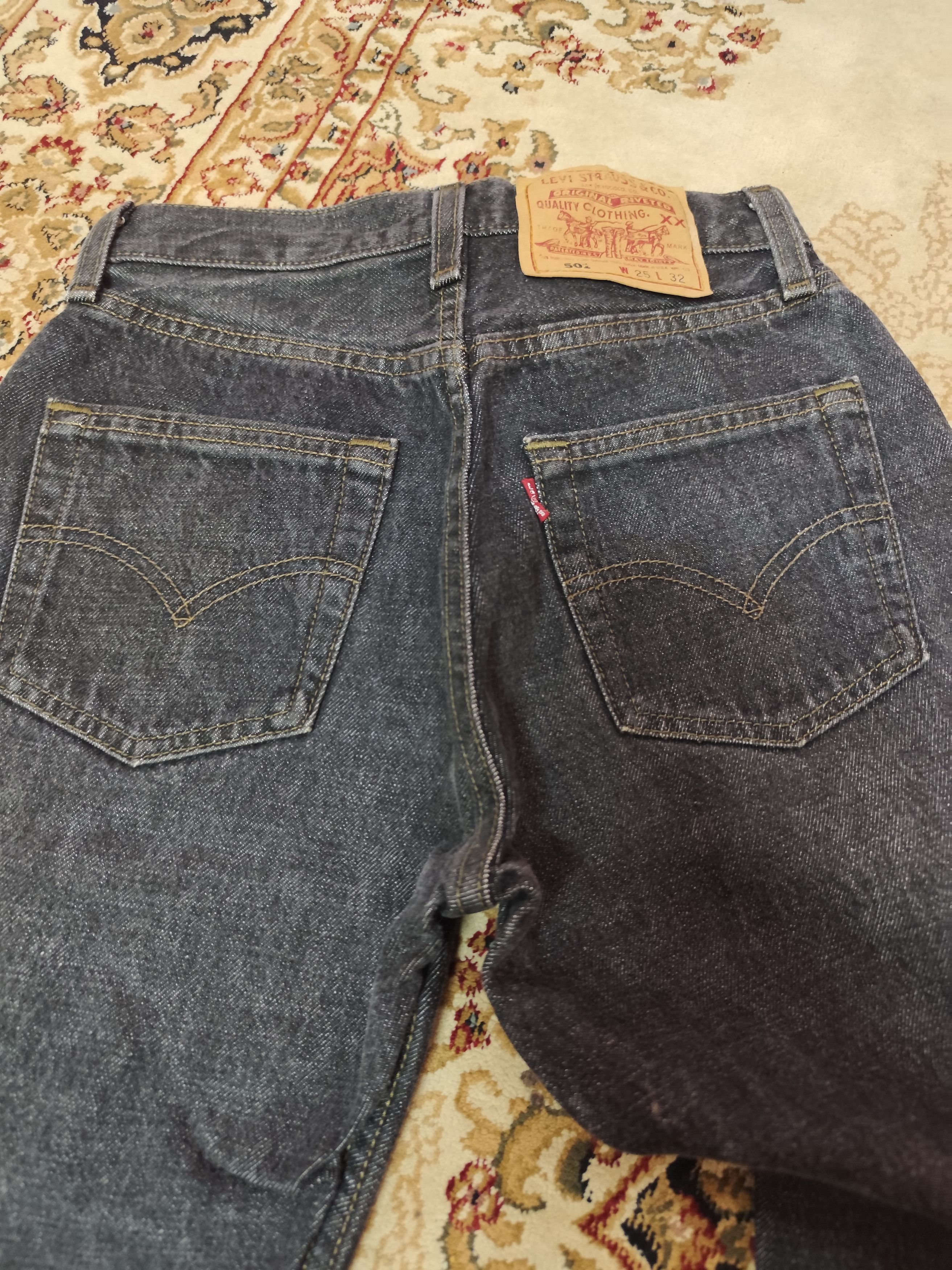 Levi's 🇺🇸VINTAGE 90s LEVIS WOMEN 501 W25 L32 MADE IN USA Size 25" / US 0 / IT 36 - 12 Thumbnail