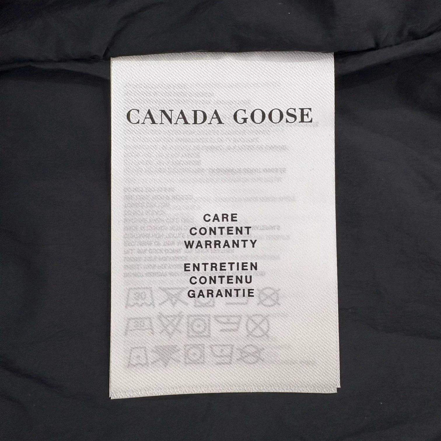 Canada Goose Canada Goose Black Down Vest M New with Tags Size US M / EU 48-50 / 2 - 6 Thumbnail