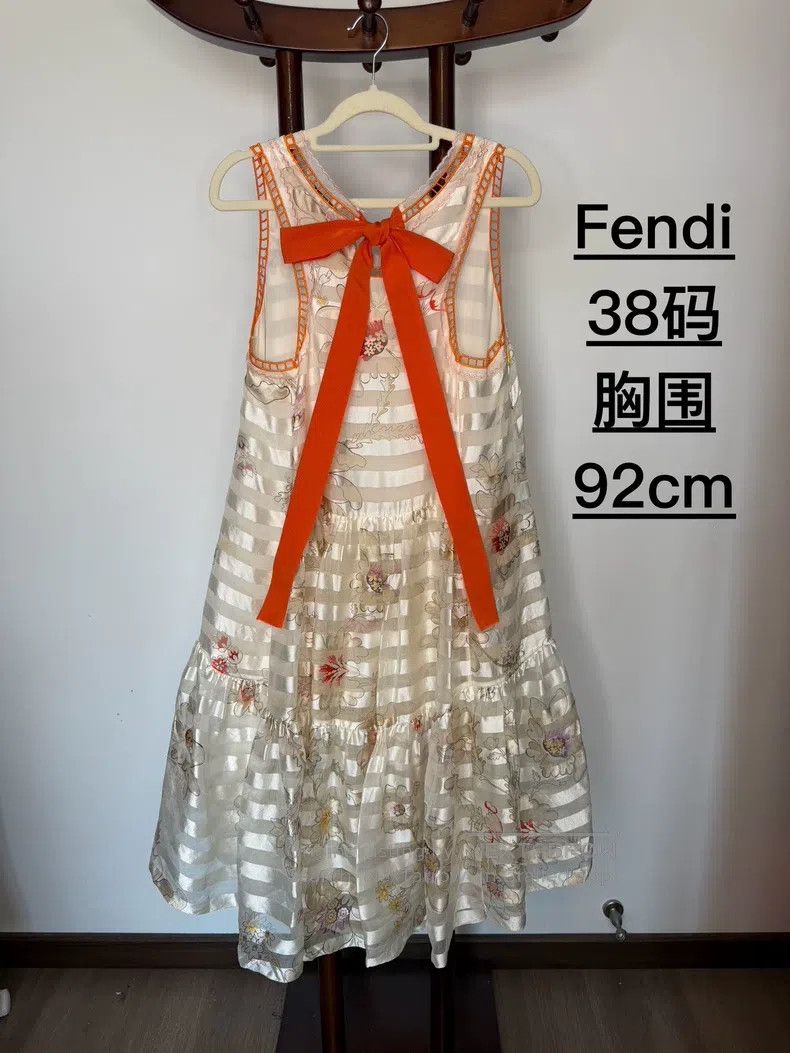 Fendi Fendi Showpiece Dress Size XS / US 0-2 / IT 36-38 - 1 Thumbnail