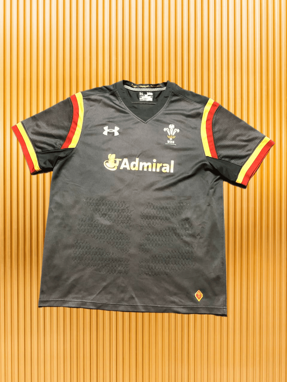 Under Armour Under Armour Under Armour WRU Wales Rugby Union Home Jersey Size US XL / EU 56 / 4 - 1 Thumbnail