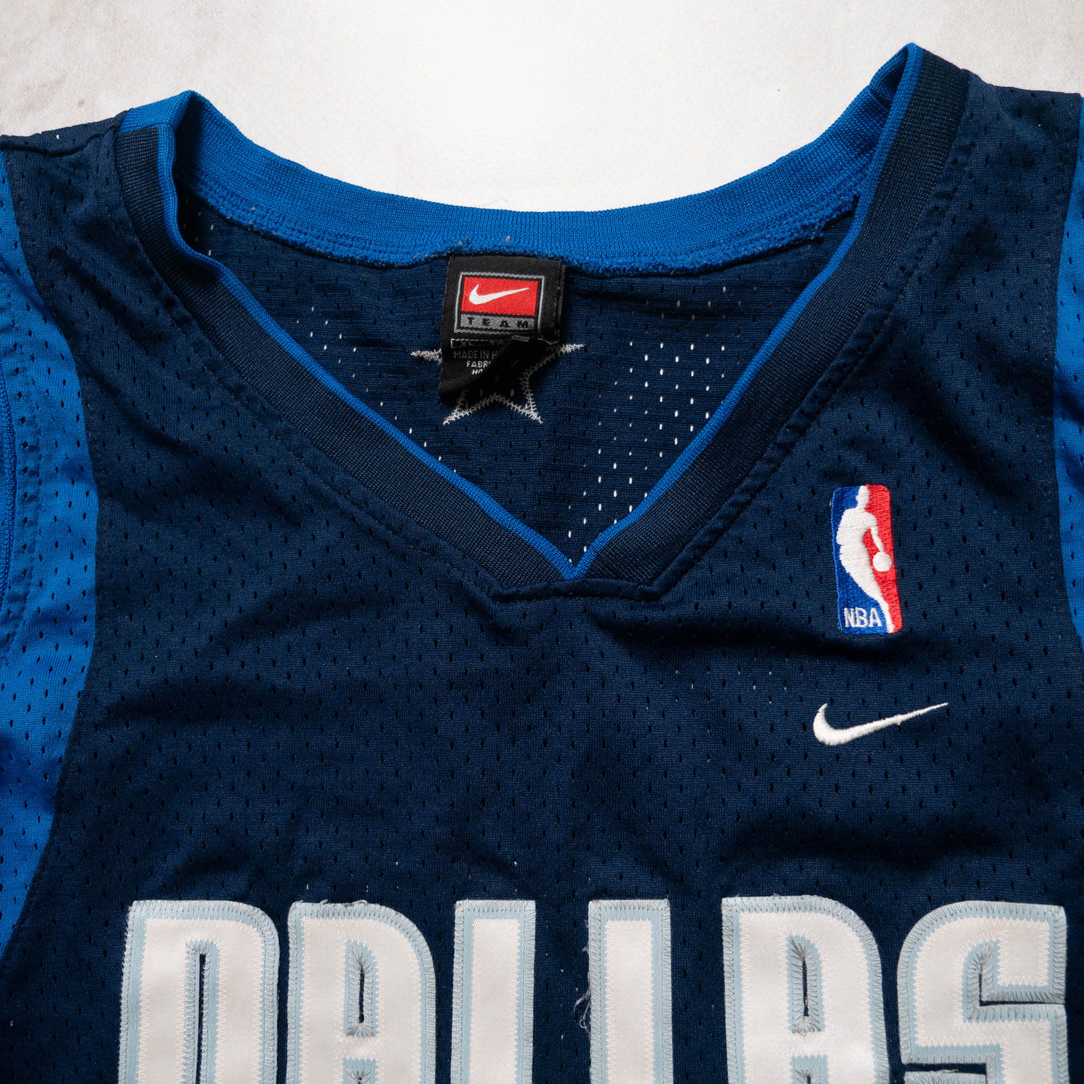 Nike Vintage Nike x Dallas Maverics NBA Jersey Nowitzki Size US XL / EU 56 / 4 - 3 Thumbnail