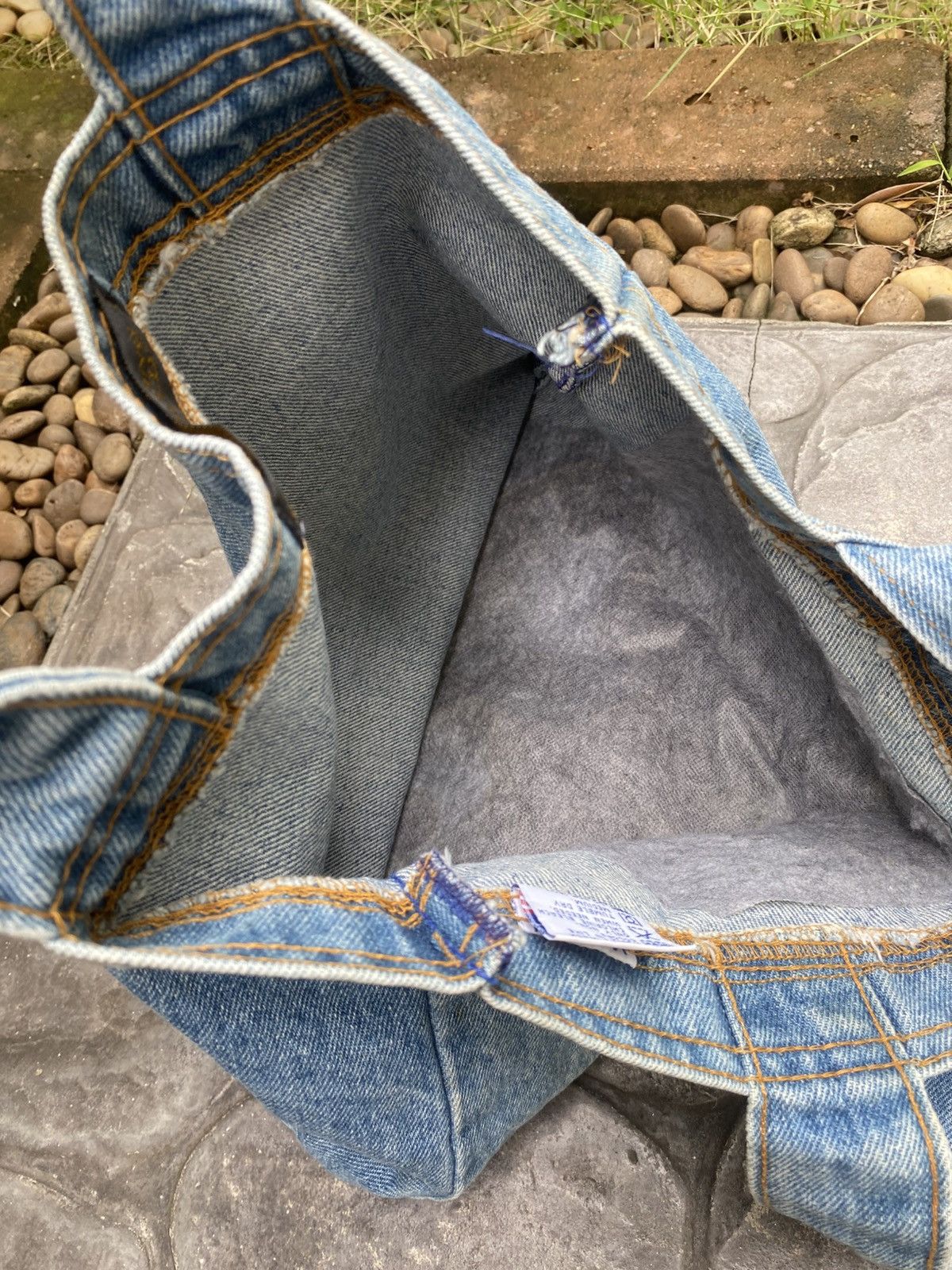 Vintage Vintage Hunting World Tote Denim Bag Made in USA Size ONE SIZE - 7 Thumbnail
