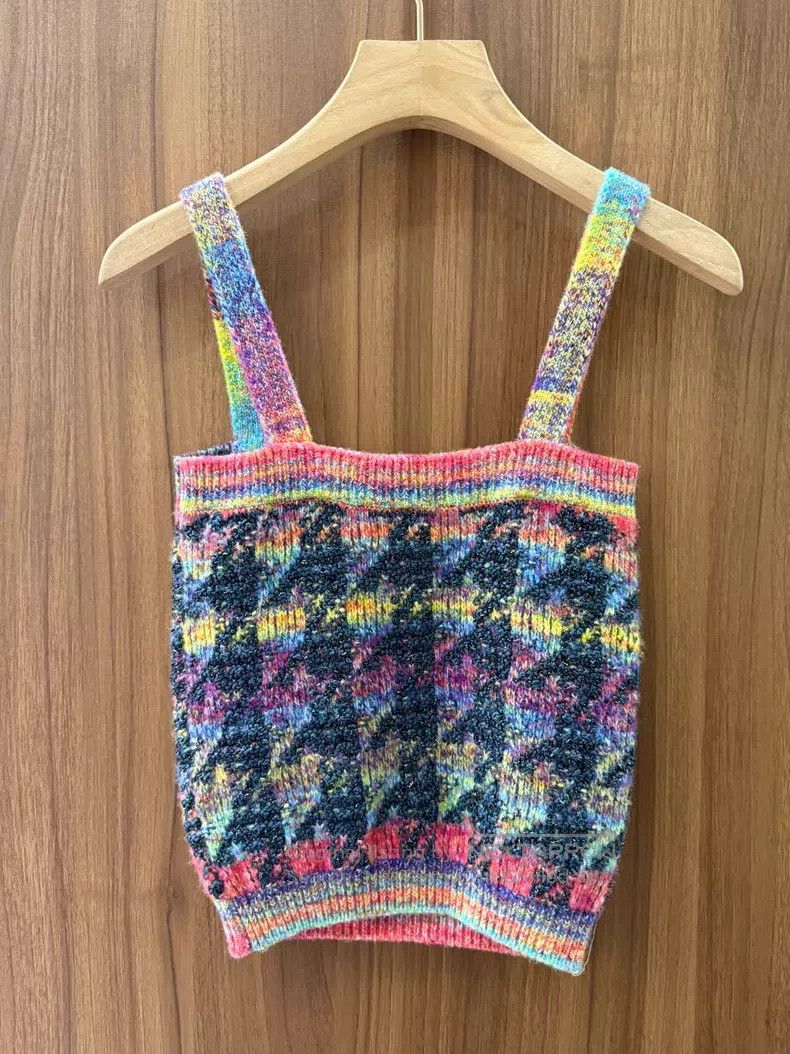 Chanel Chanel Rainbow-coloured knitted vest Size XXS / US 00 / IT 34 - 2 Thumbnail