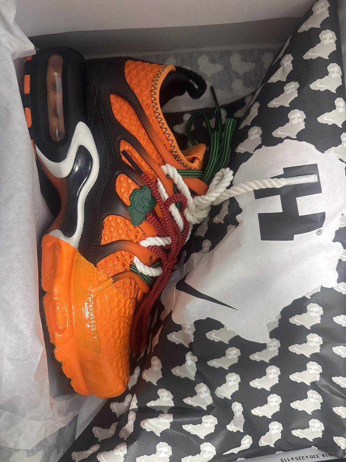 Nike Nike X Homecoming Collab Size US 6 / EU 39 - 6 Thumbnail