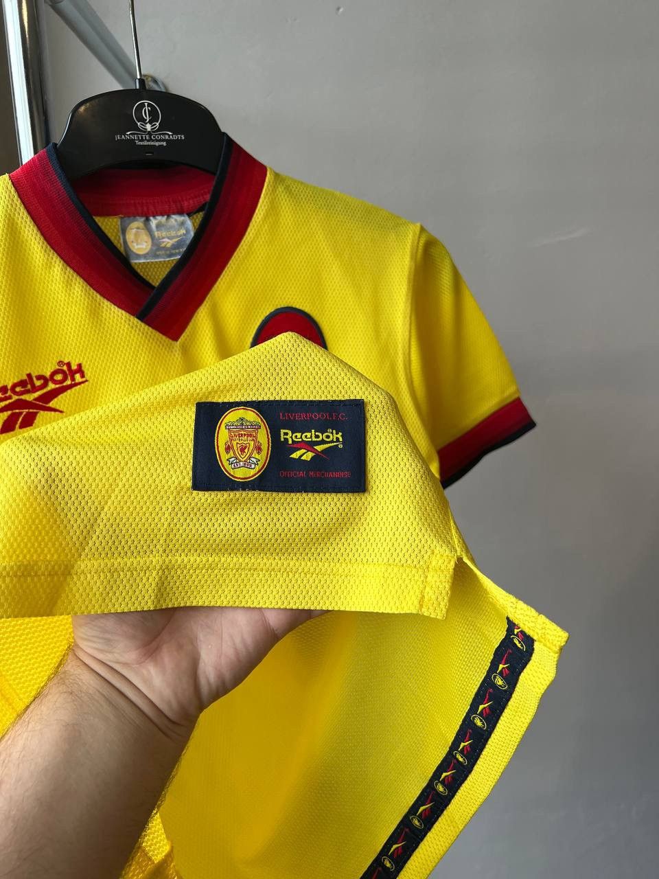 Reebok 1997/99 LIVERPOOL FC AWAY SOCCER JERSEY FOOTBALL SHIRT 30/32 Size US XS / EU 42 / 0 - 7 Thumbnail