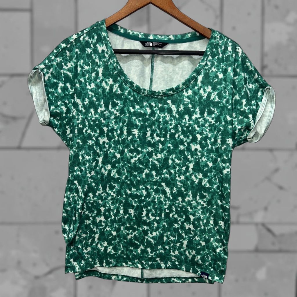 The North Face The North Face T-Shirt Womens Size S Green Size S / US 4 / IT 40 - 1 Thumbnail