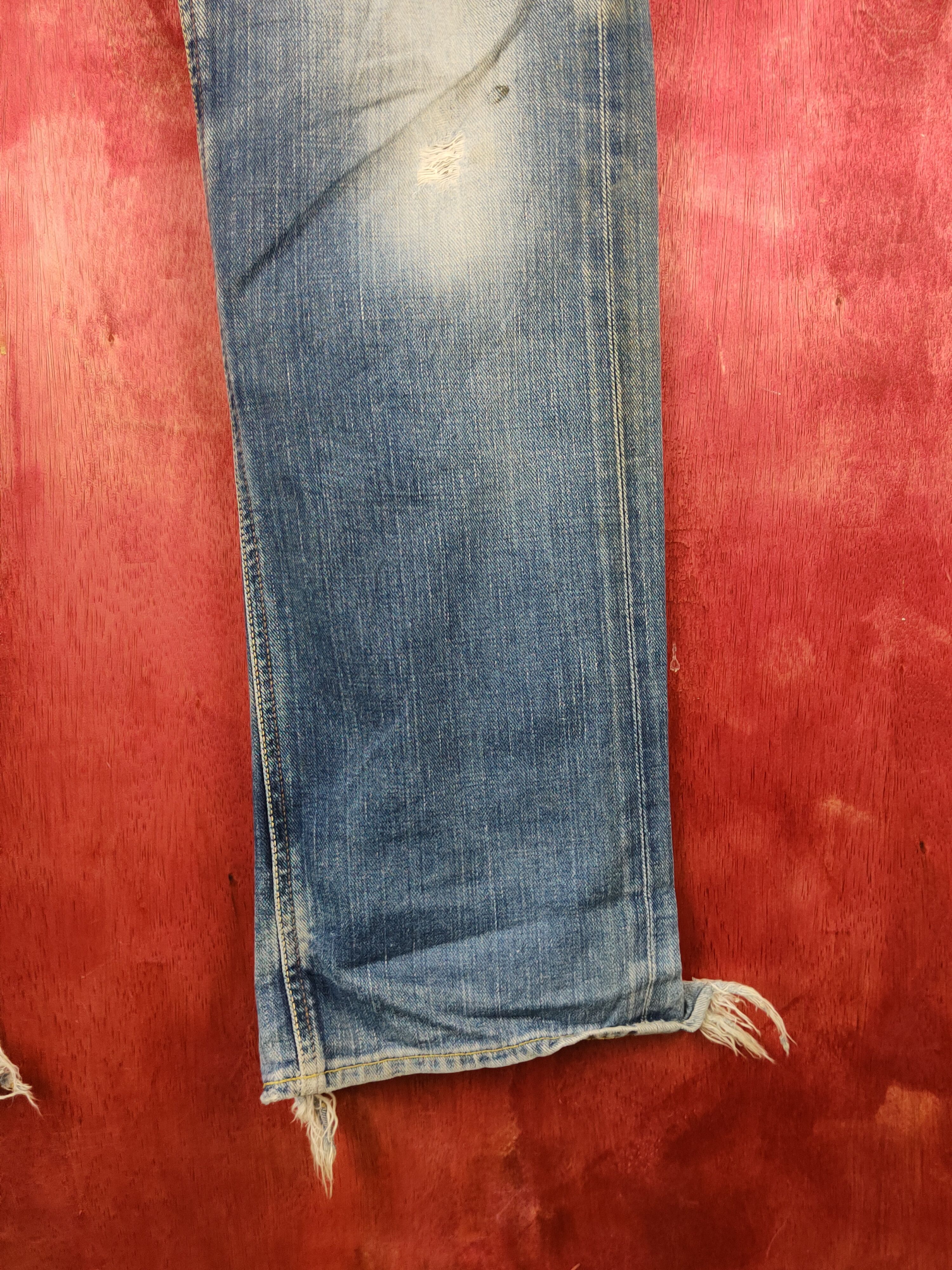 Japanese Brand Lee Blue Faded Distressed Ripped Jeans #S2237 Size US 30 / EU 46 - 6 Thumbnail