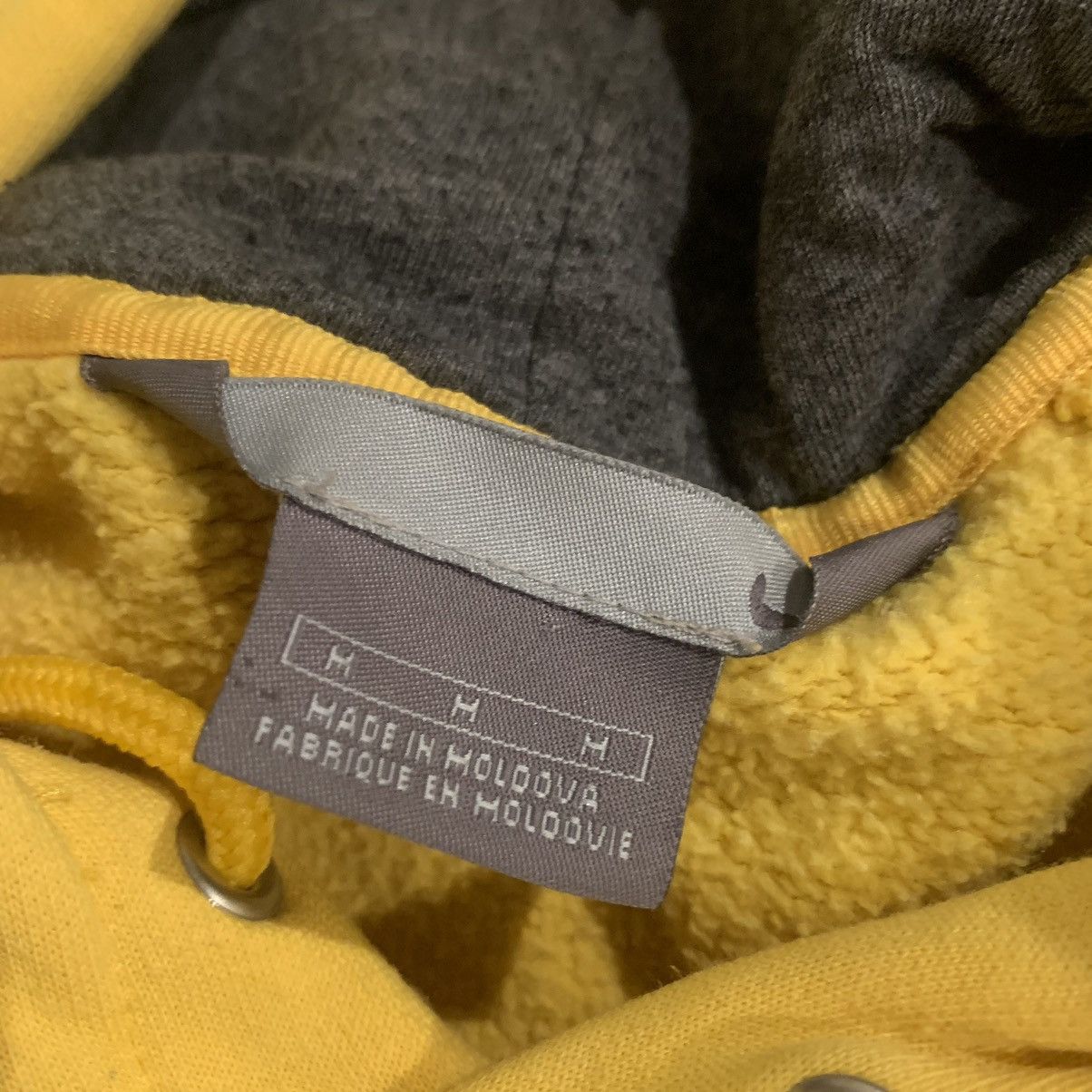 Nike × Vintage Nike Y2K Vintage Yellow Hoodie Size US M / EU 48-50 / 2 - 4 Thumbnail