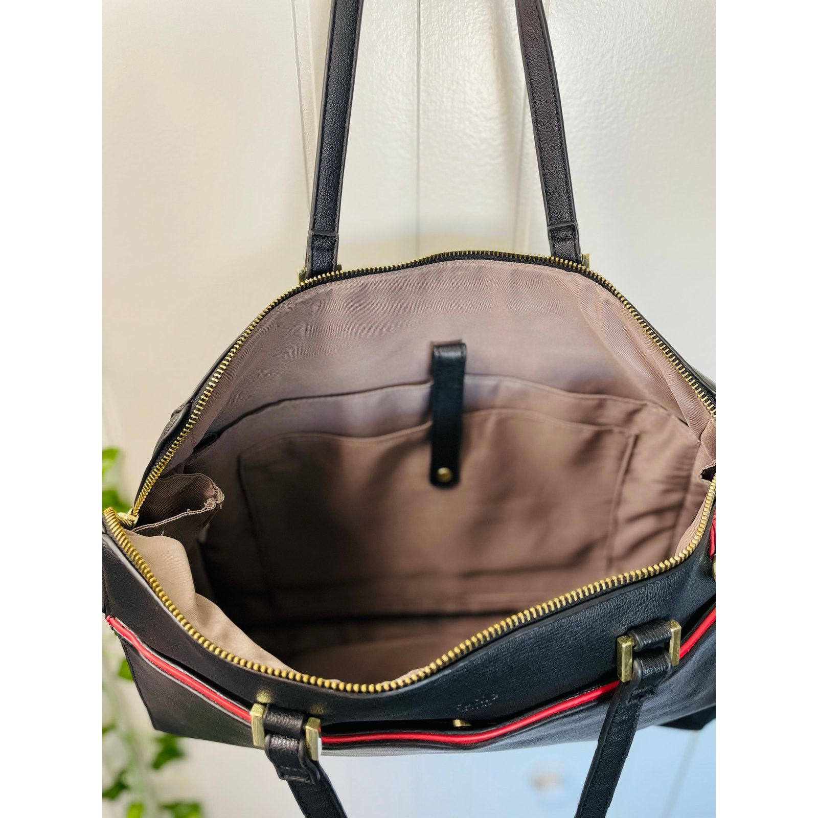 Other Tutilo New York Vegan Leather Laptop Purse Tote Size ONE SIZE - 14 Thumbnail