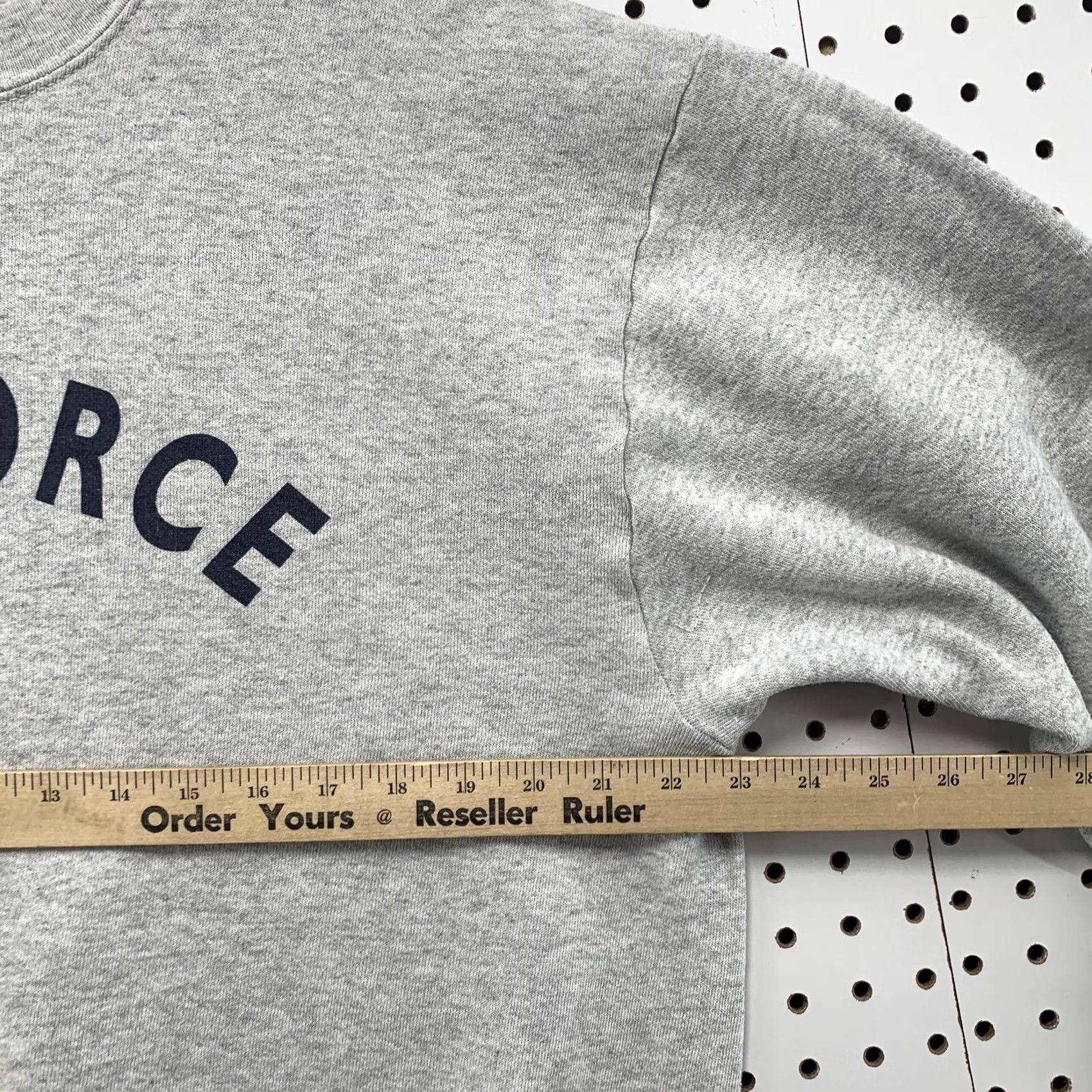 Vintage VINTAGE Air Force Crewneck Sweatshirt Mens L Gray Long Sleeve Pullover USA 90s Size US L / EU 52-54 / 3 - 3 Thumbnail