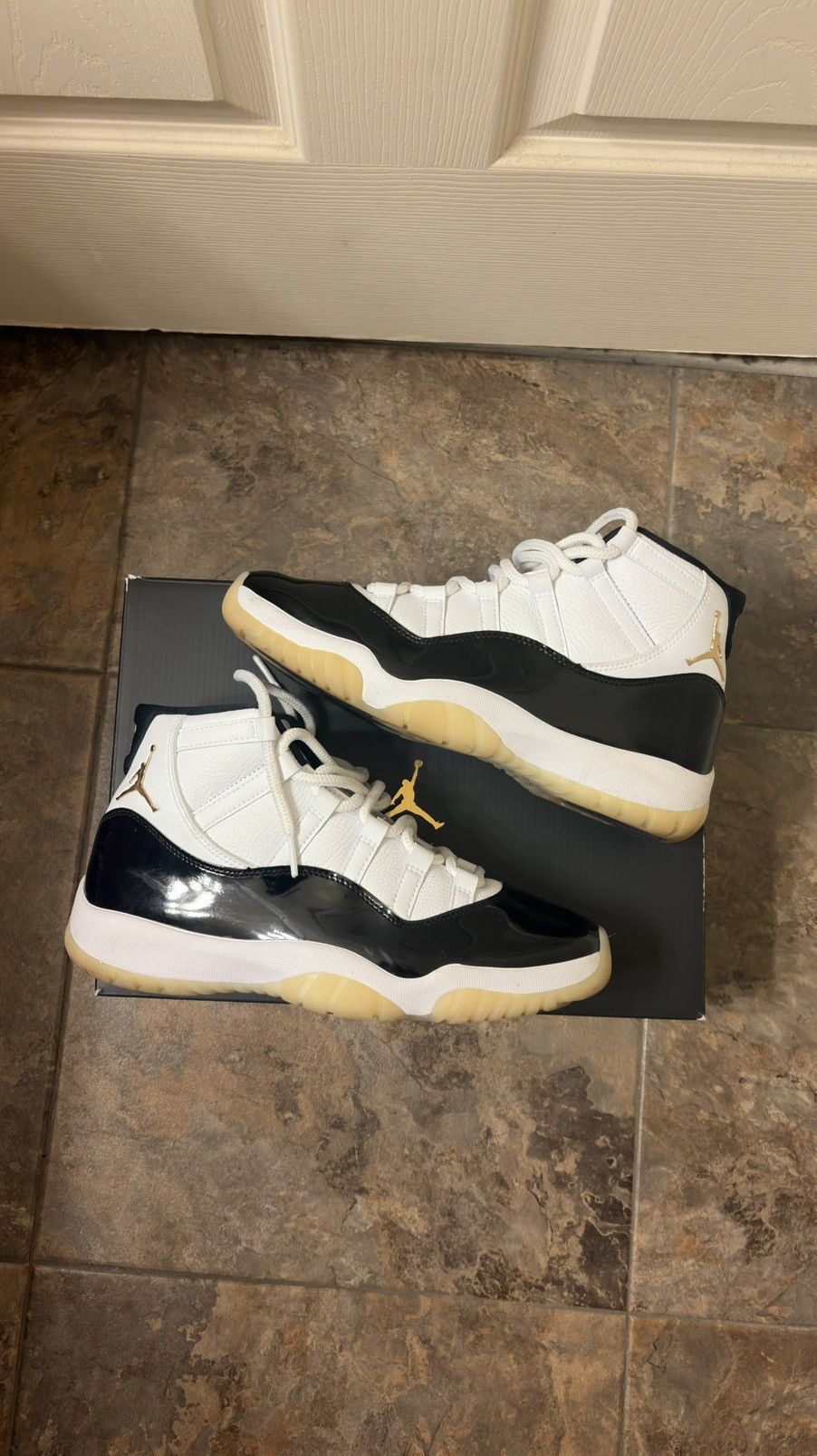 Jordan Brand Jordan 11 Graditude Size US 9.5 / EU 42-43 - 1 Thumbnail