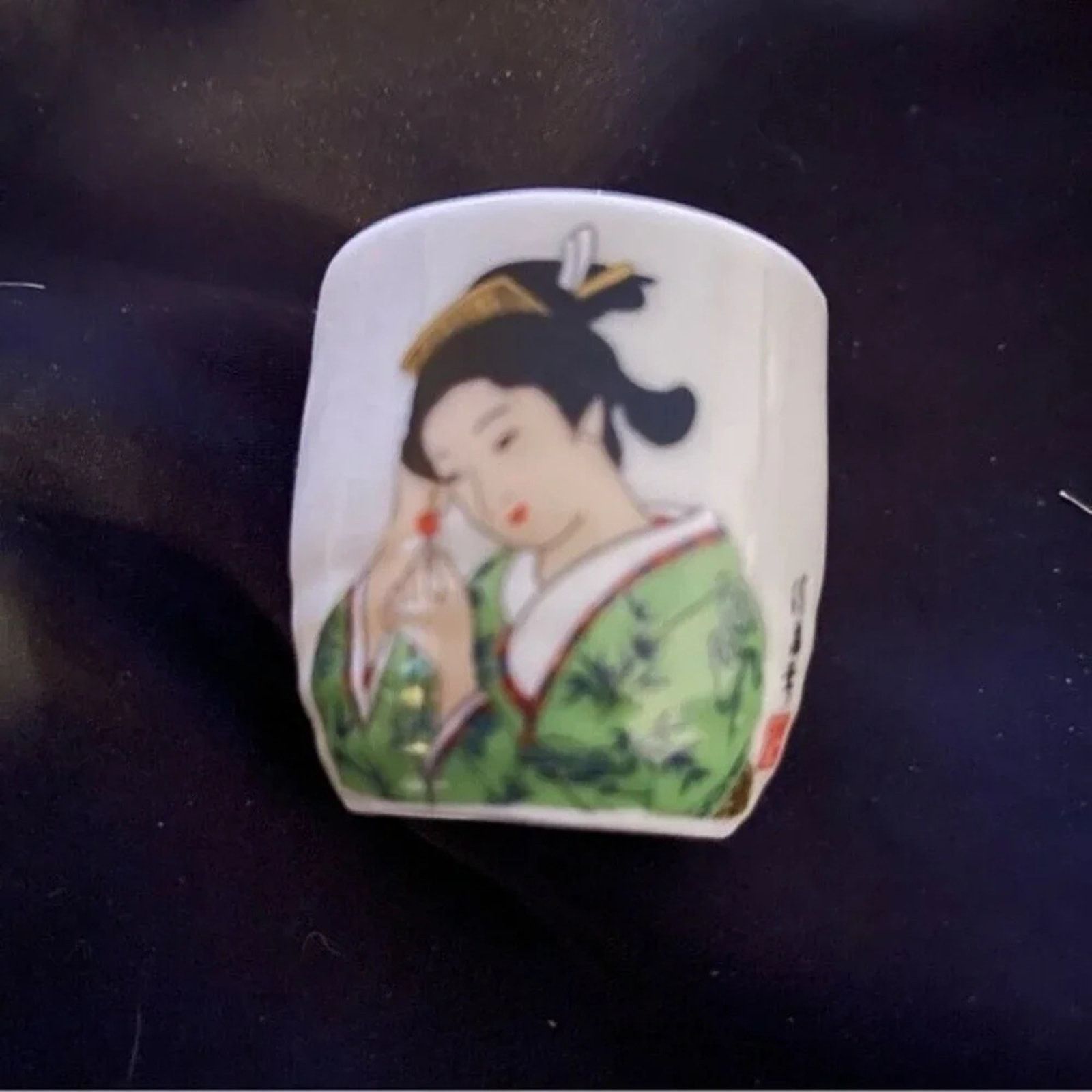 The Unbranded Brand Set of 5 vintage hand-painted geisha style sake cups the box Size ONE SIZE - 6 Thumbnail