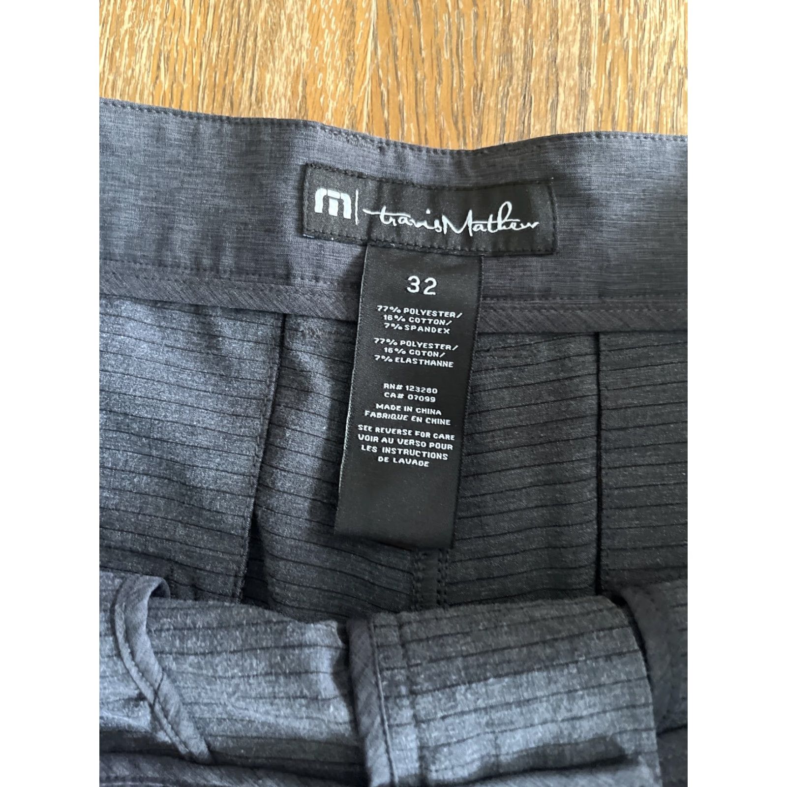 TravisMathew Travis Mathew Mens Golf Shorts 32 gray Performance Chino Regular Men Size US 32 / EU 48 - 4 Thumbnail