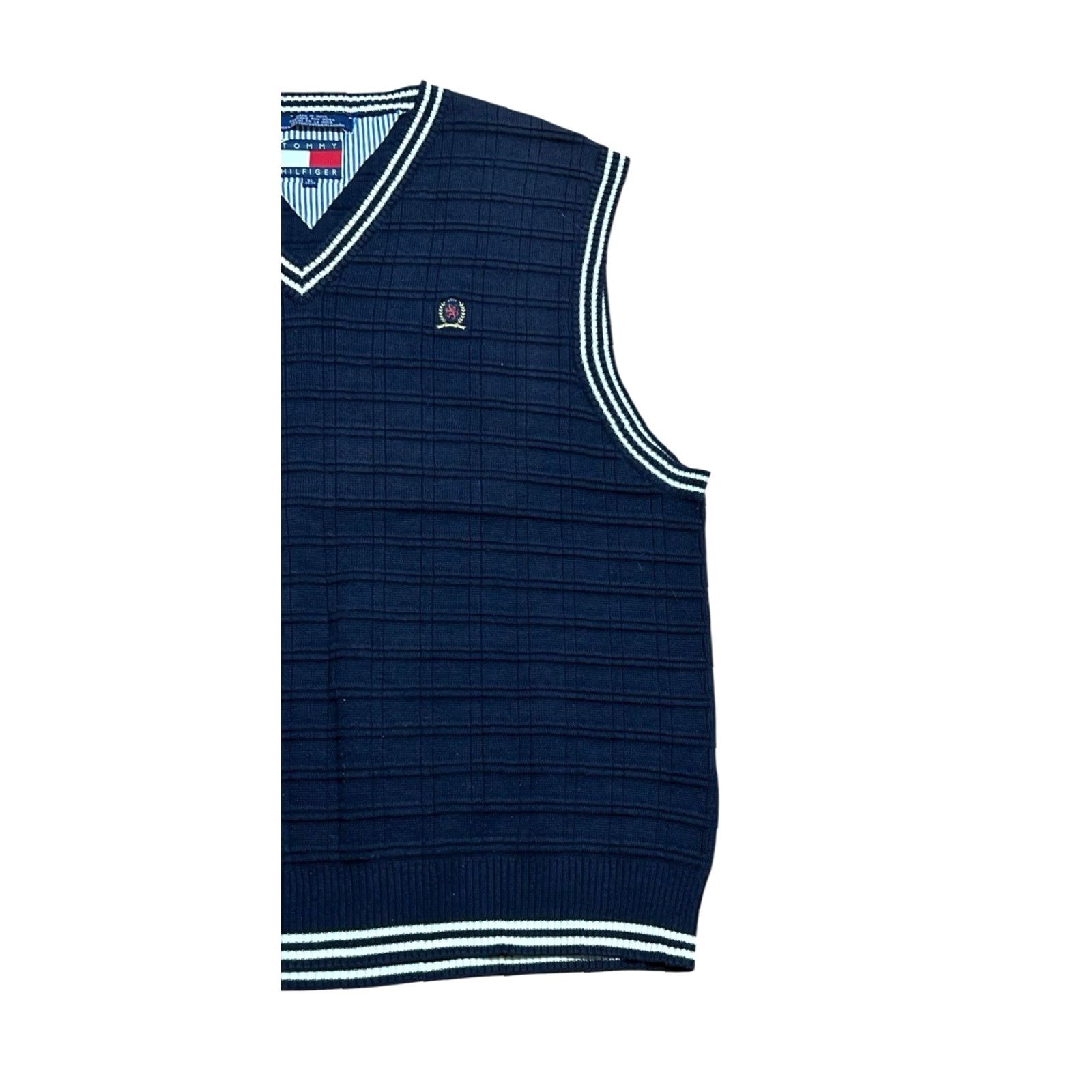 Tommy Hilfiger Tommy Hilfiger Vintage Y2K Navy Blue Sleeveless Sweater Vest Men XL Preppy Size US XL / EU 56 / 4 - 3 Thumbnail