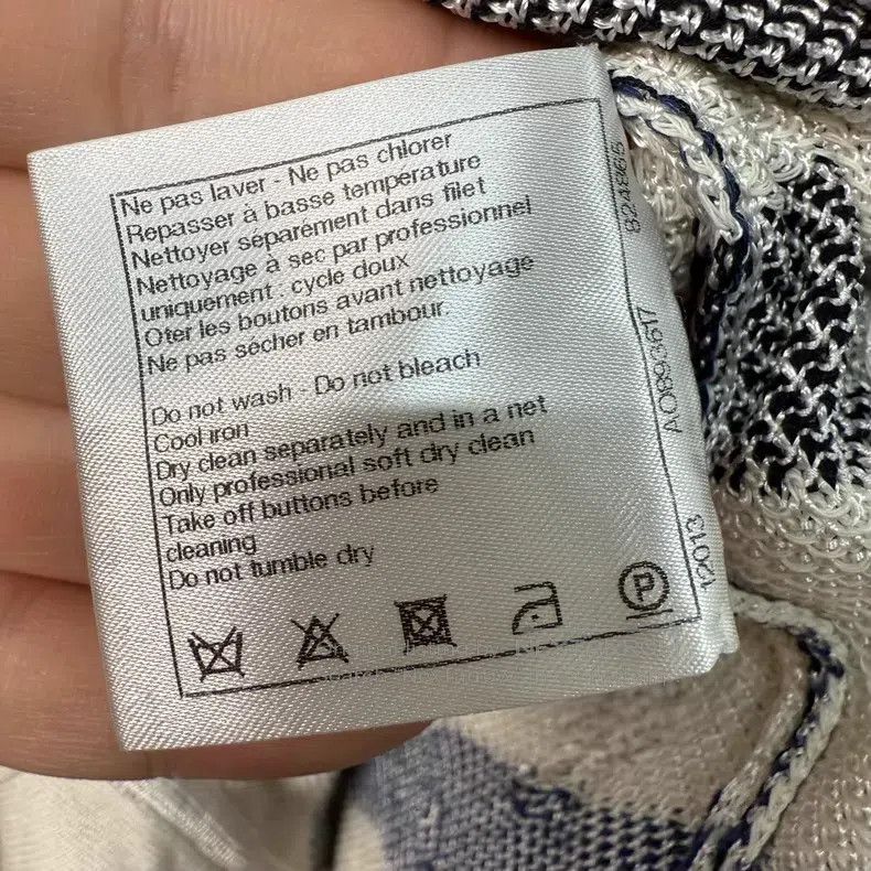 Chanel Chanel Camellia Series Gray and White Striped Knit Dress Size XS / US 0-2 / IT 36-38 - 3 Thumbnail