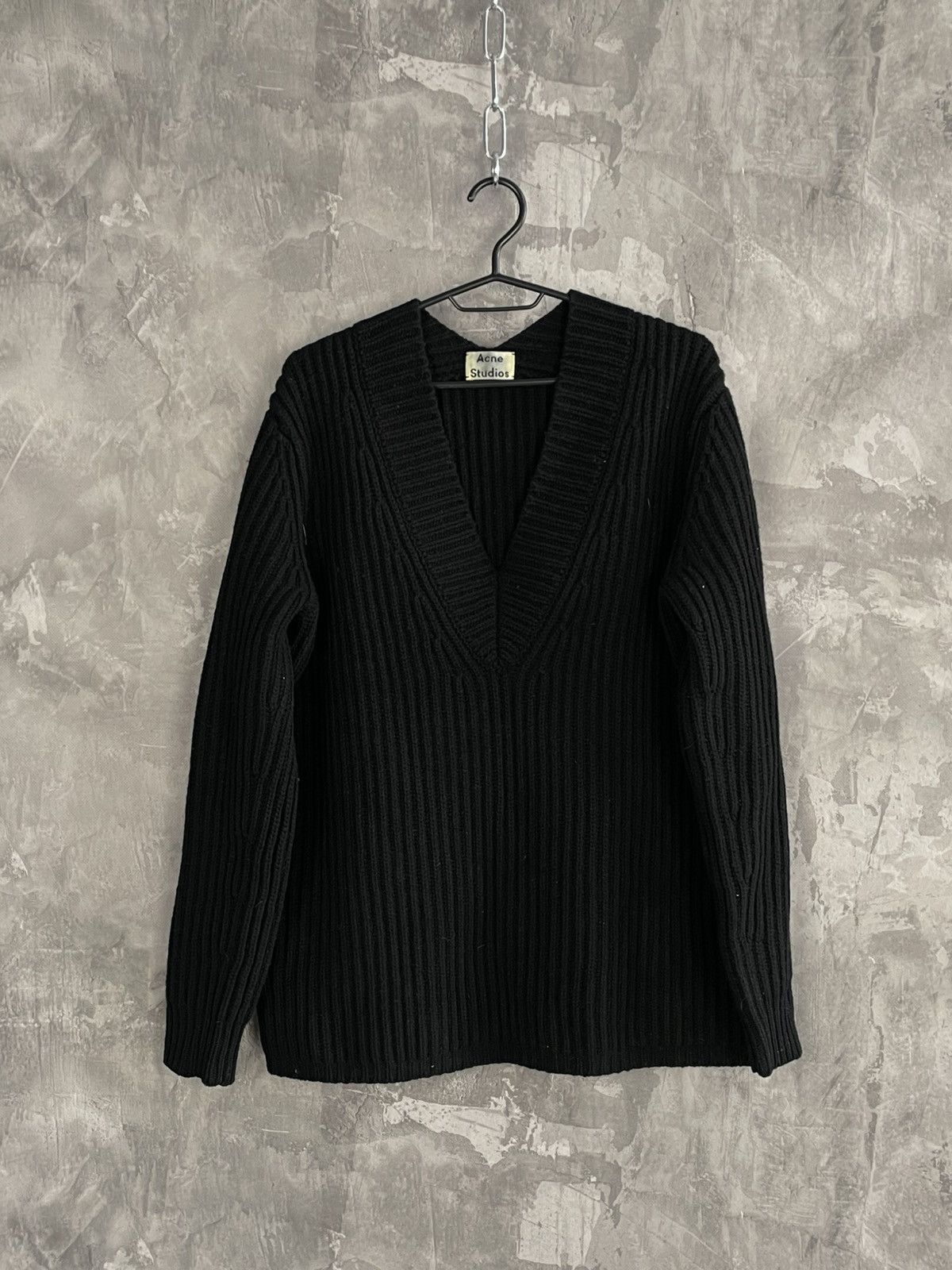 Acne Studios Acne Studios V Neck Sweater Knit Jumper Size XS Size XS / US 0-2 / IT 36-38 - 1 Thumbnail