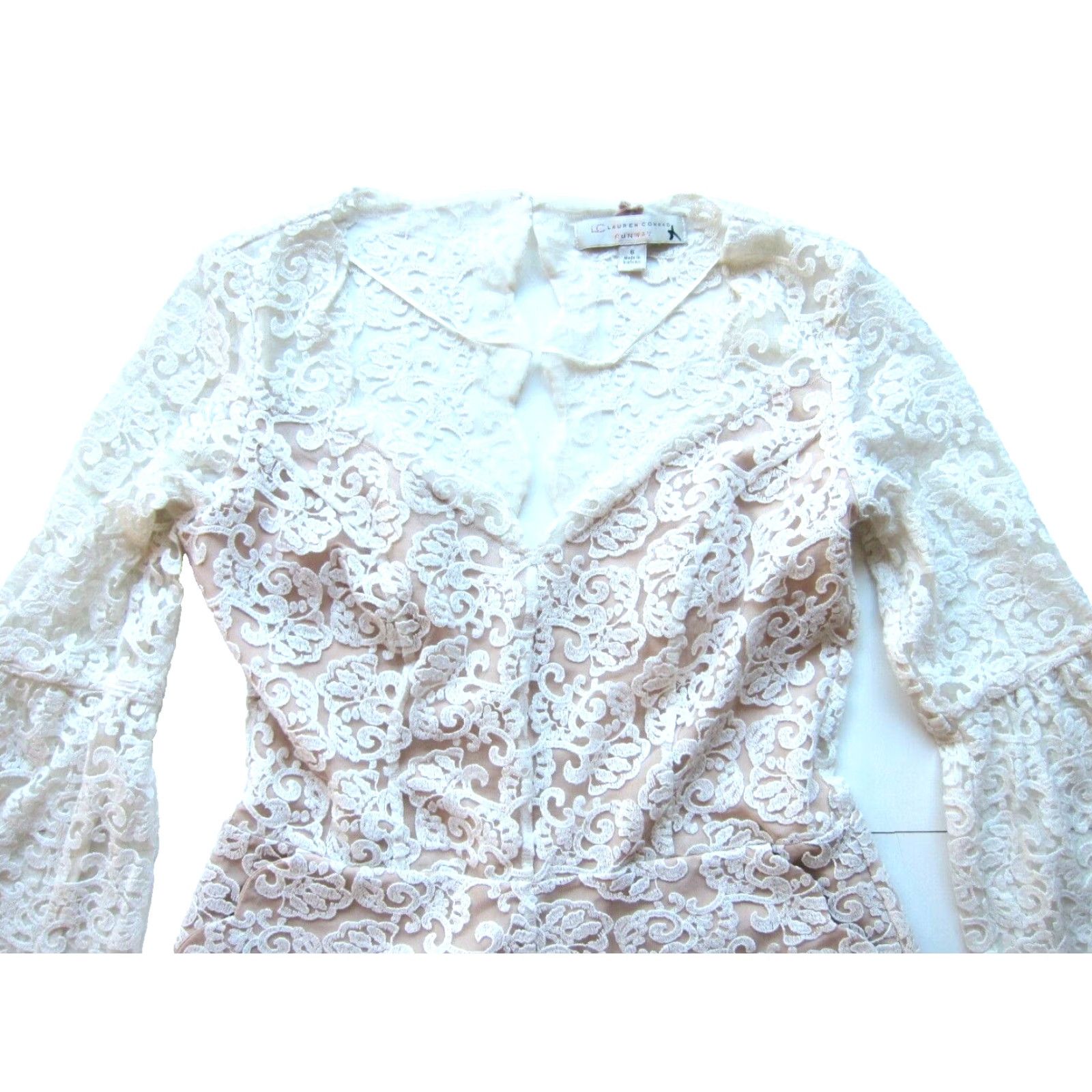 Vintage Lauren Conrad Runway Romper Ivory Floral Lace Long Sleeve Pocket Shorts 6 Size M / US 6-8 / IT 42-44 - 4 Thumbnail