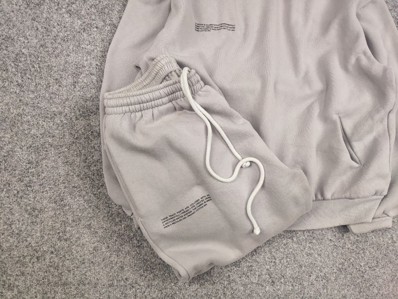 Pangaia Pangaia Organic Oversize Unisex track suit Pants Hoodie Size US S / EU 44-46 / 1 - 6 Thumbnail