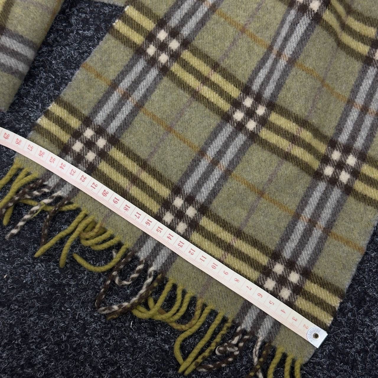 Burberry Burberry Vintage Scarf Lambswool Novacheck Luxury Size ONE SIZE - 6 Thumbnail