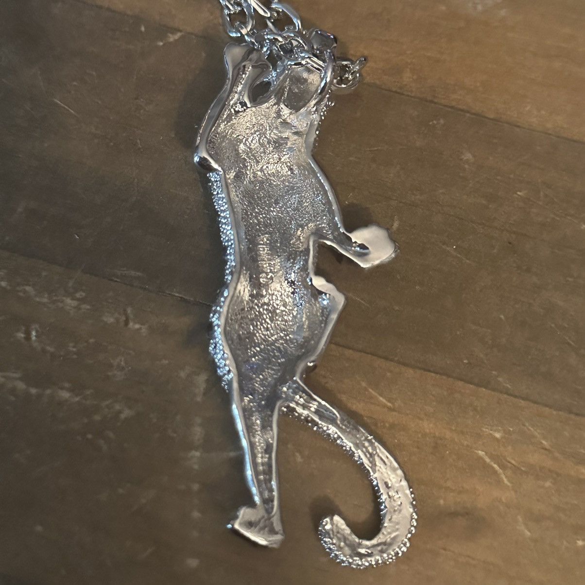 Other Silver tone large climbing Leopard pendant necklace Size ONE SIZE - 5 Thumbnail