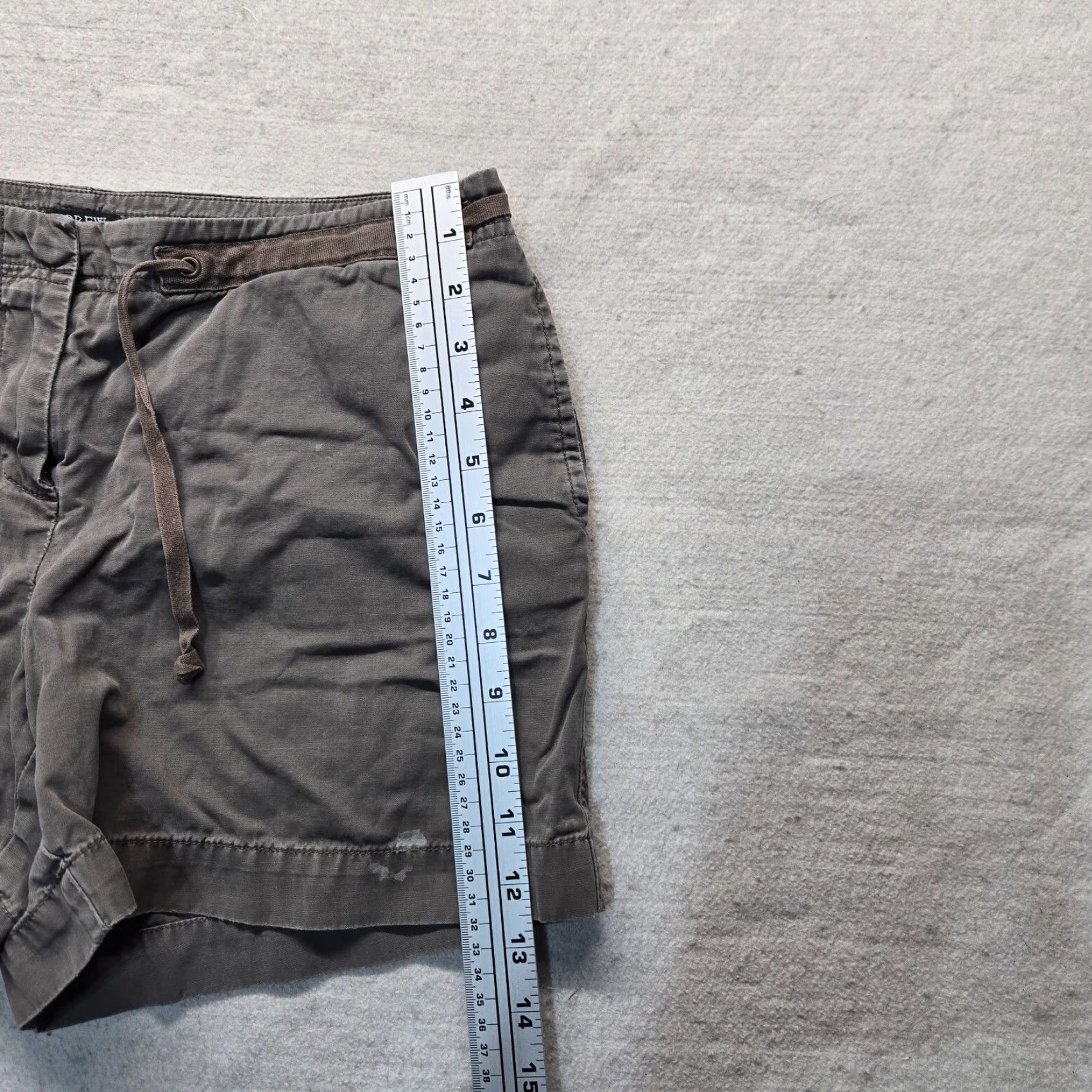 J.Crew J.CREW Women's Chino Shorts Adult Size 6 Gray Flat Front Casual Classic Twill Size 28" / US 6 / IT 42 - 4 Thumbnail