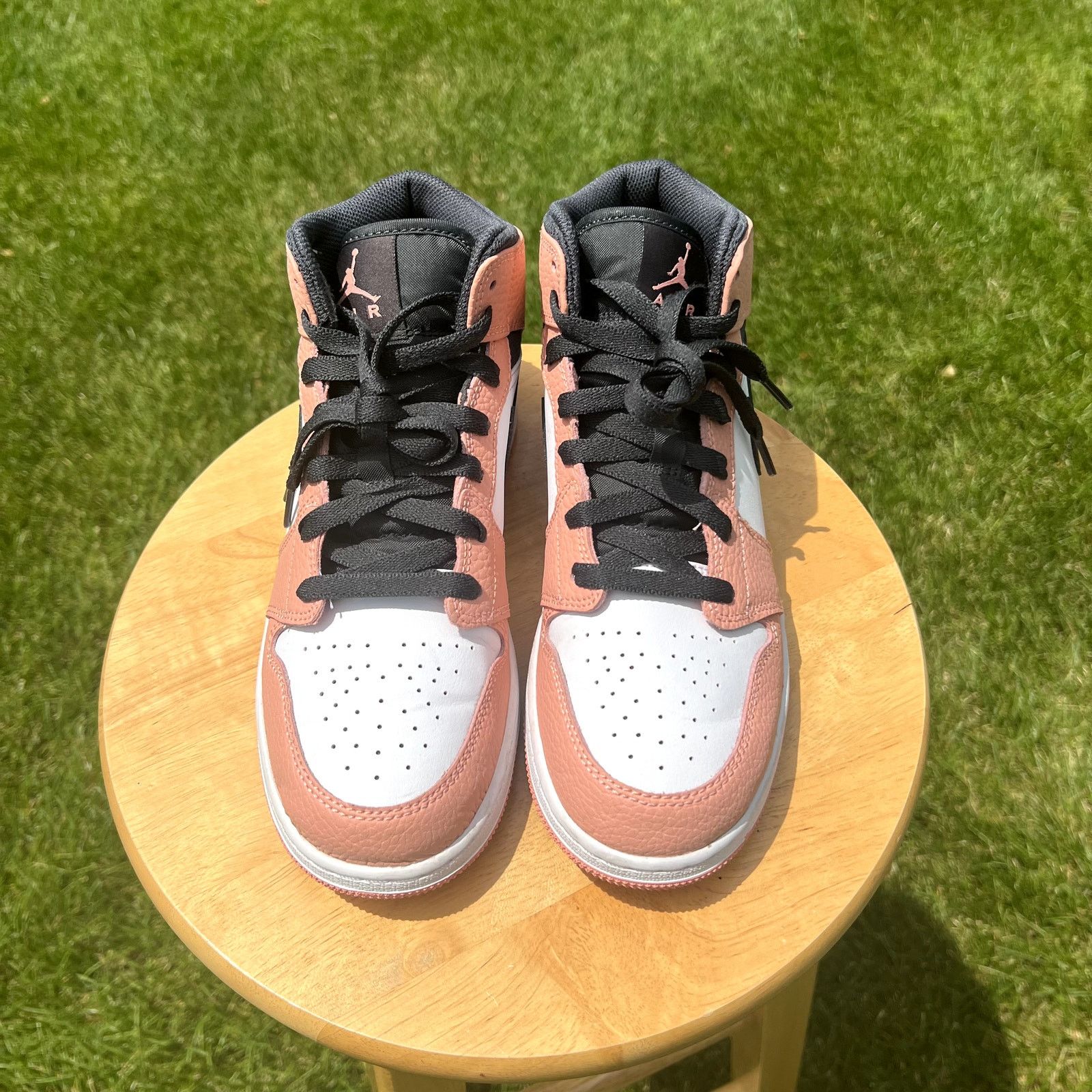 Jordan Brand × Nike Nike Air Jordan 1 Mid GS Pink Quartz Men's Shoes - Size 7 Size US 7 / EU 40 - 4 Thumbnail