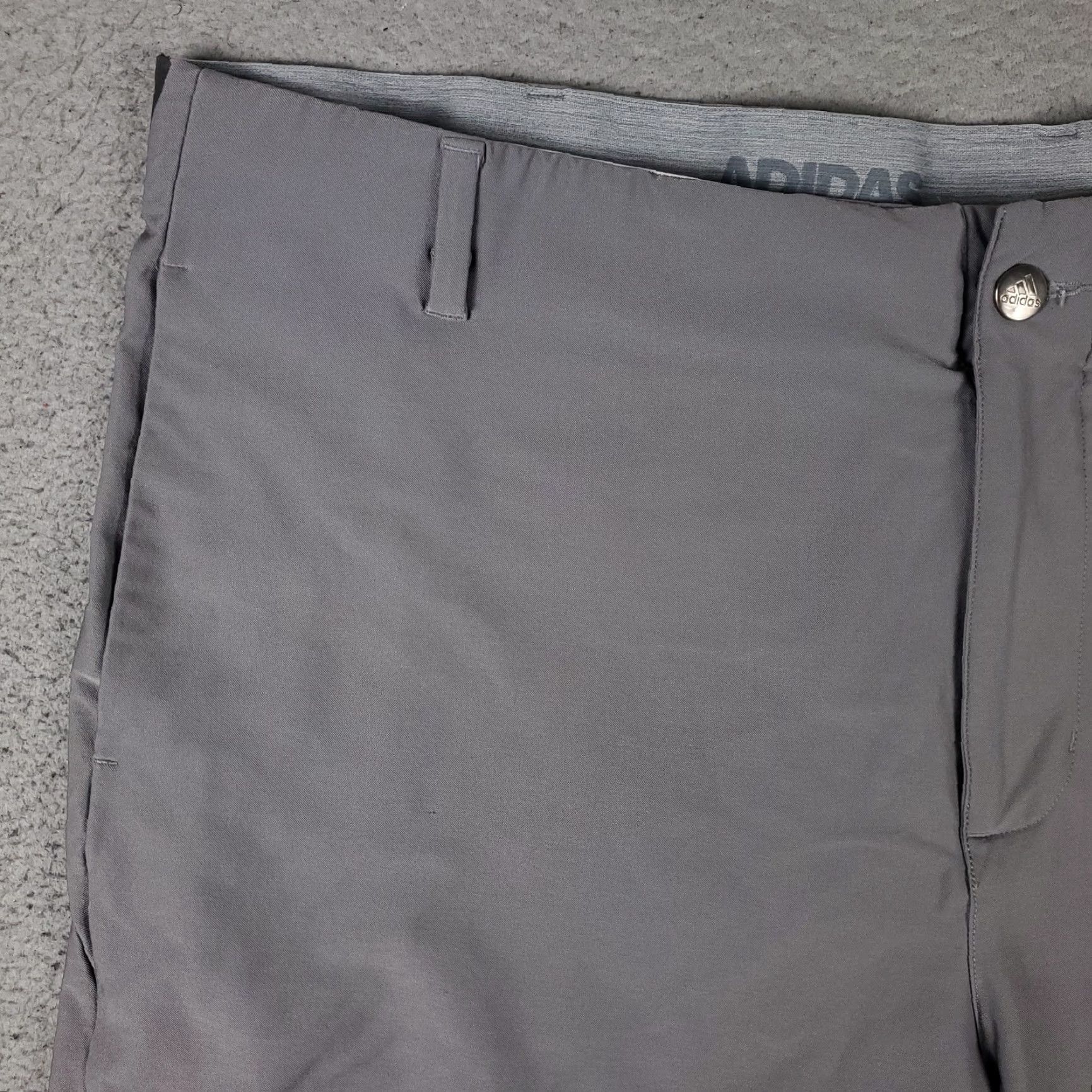 Adidas Adidas Shorts Mens 40 Gray Golf Casual Chino Flat Front Slash Pockets Size US 40 / EU 56 - 2 Thumbnail